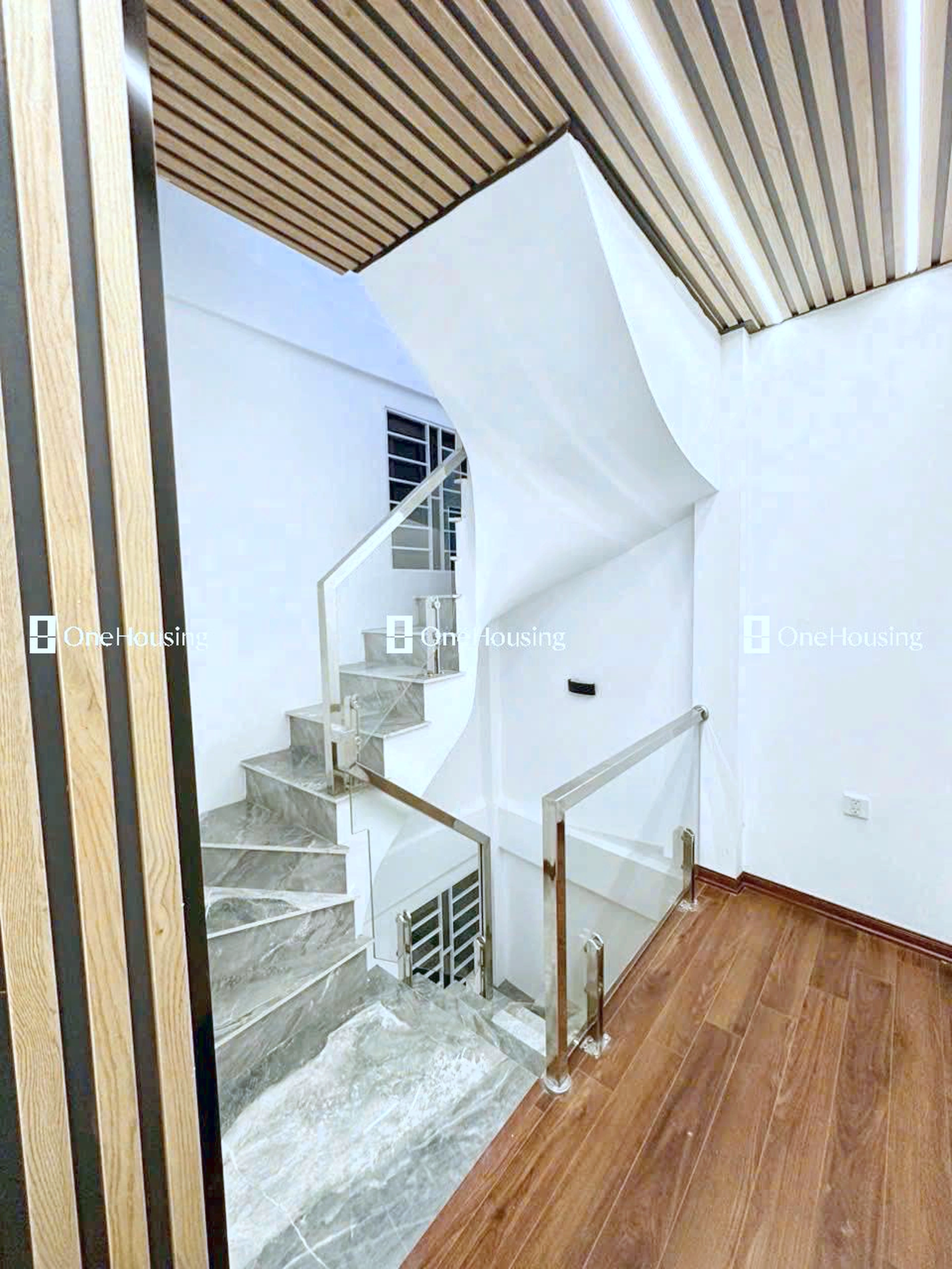 Nhà mặt ngõ cách Đàm Quang Trung 30m, P. Long Biên, Q. Long Biên, TP. Hà Nội