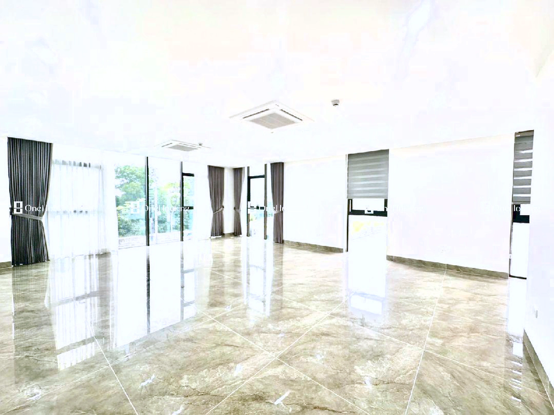 Nhà mặt phố Bát Khối (Mặt đê sông Hồng), P. Long Biên, Q. Long Biên, TP. Hà Nội