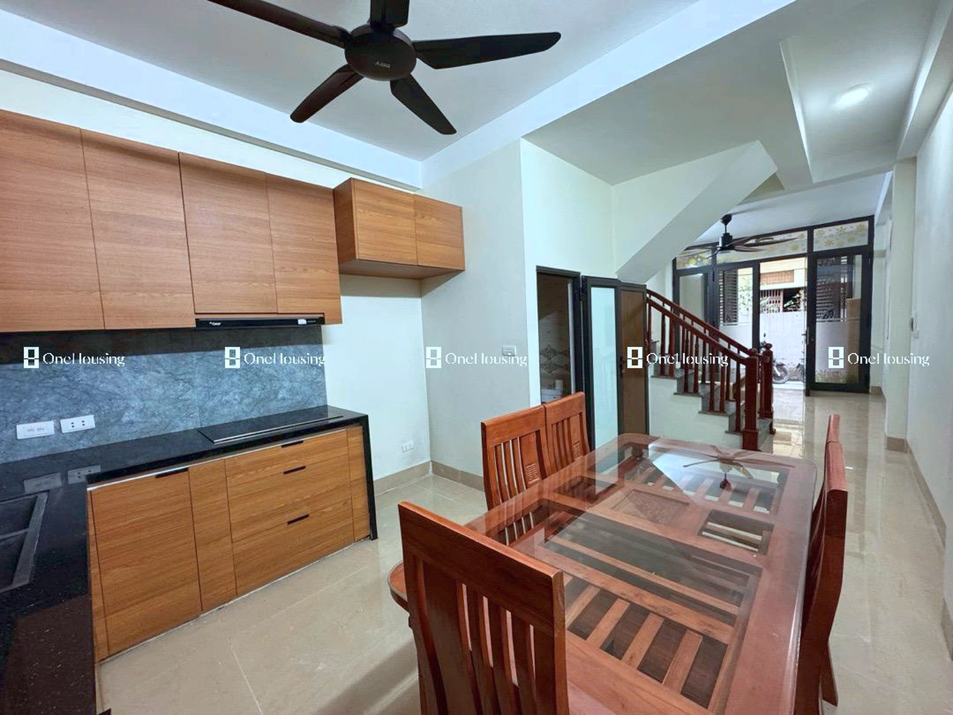 Nhà mặt ngõ cách Nguyễn Văn Linh 30m, P. Phúc Lợi, Q. Long Biên, TP. Hà Nội