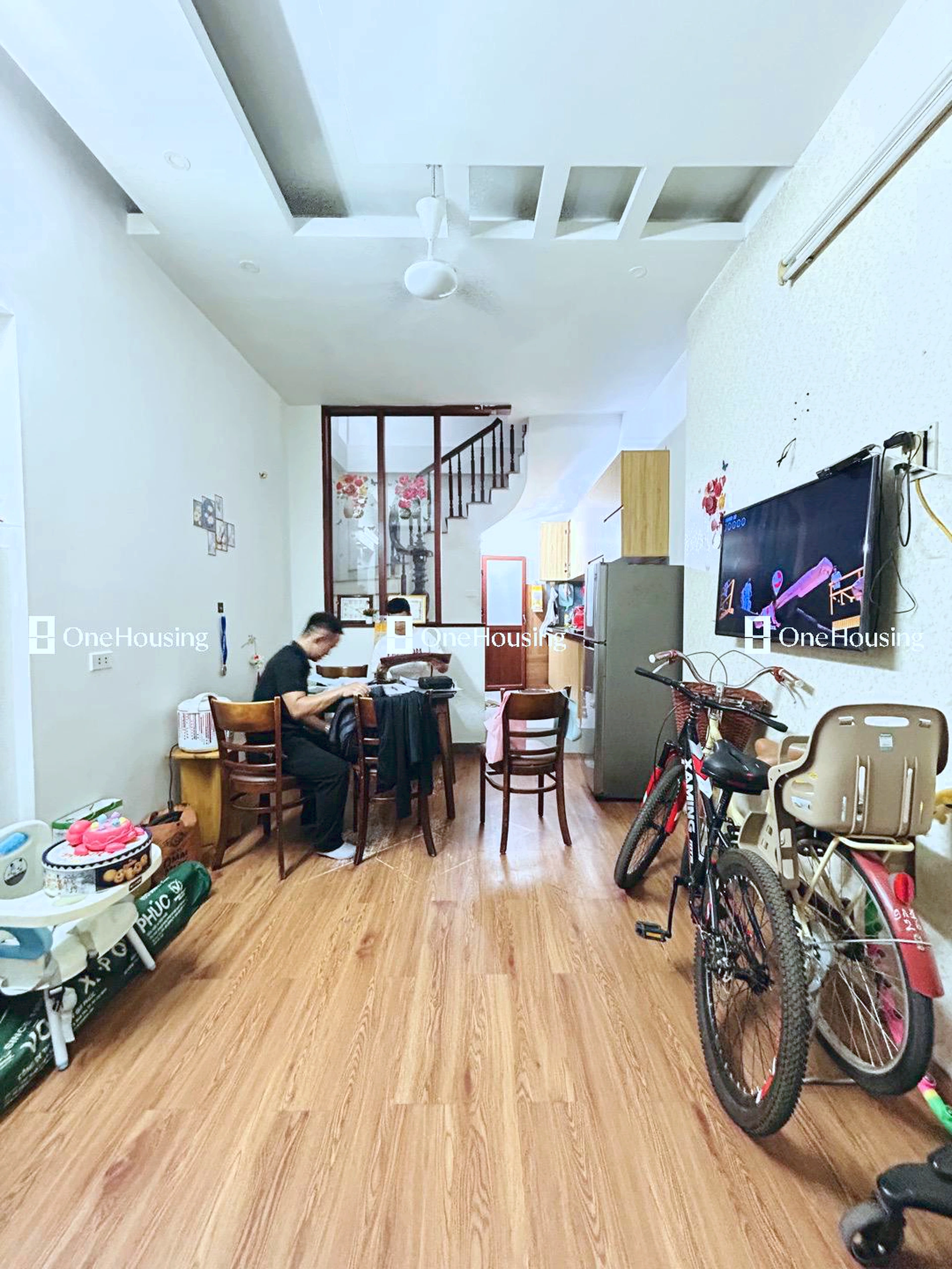 Nhà mặt ngõ cách Nguyễn Ngọc Vũ 100m, P. Trung Hòa, Q. Cầu Giấy, TP. Hà Nội