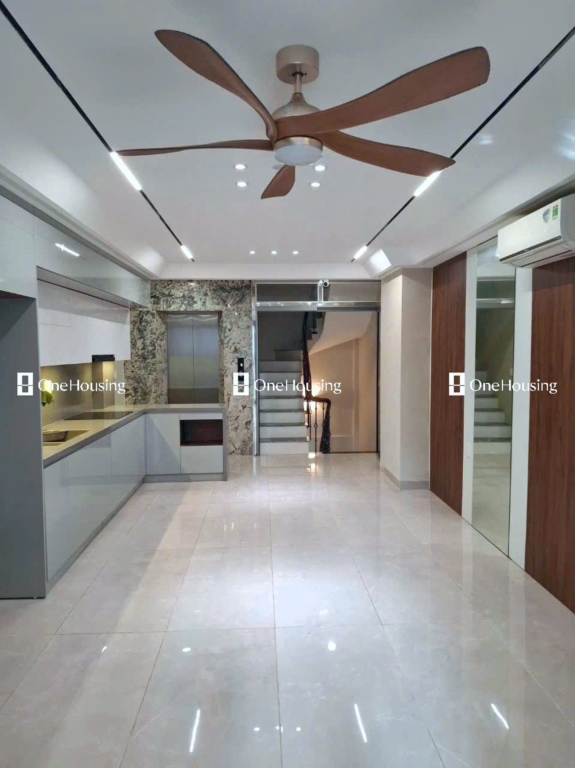 Nhà mặt ngõ cách Hồng Tiến 50m, P. Bồ Đề, Q. Long Biên, TP. Hà Nội