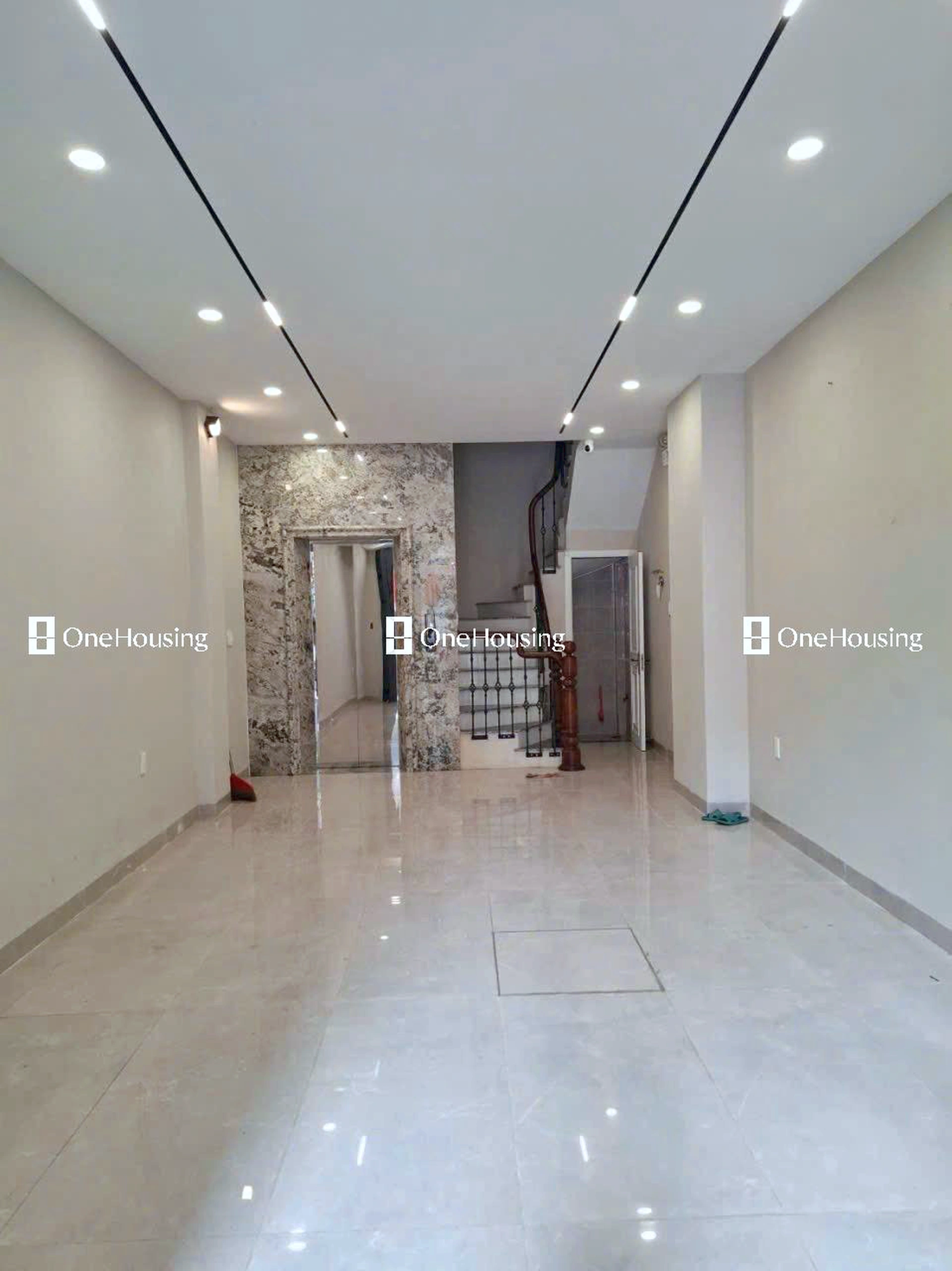 Nhà mặt ngõ cách Hồng Tiến 50m, P. Bồ Đề, Q. Long Biên, TP. Hà Nội