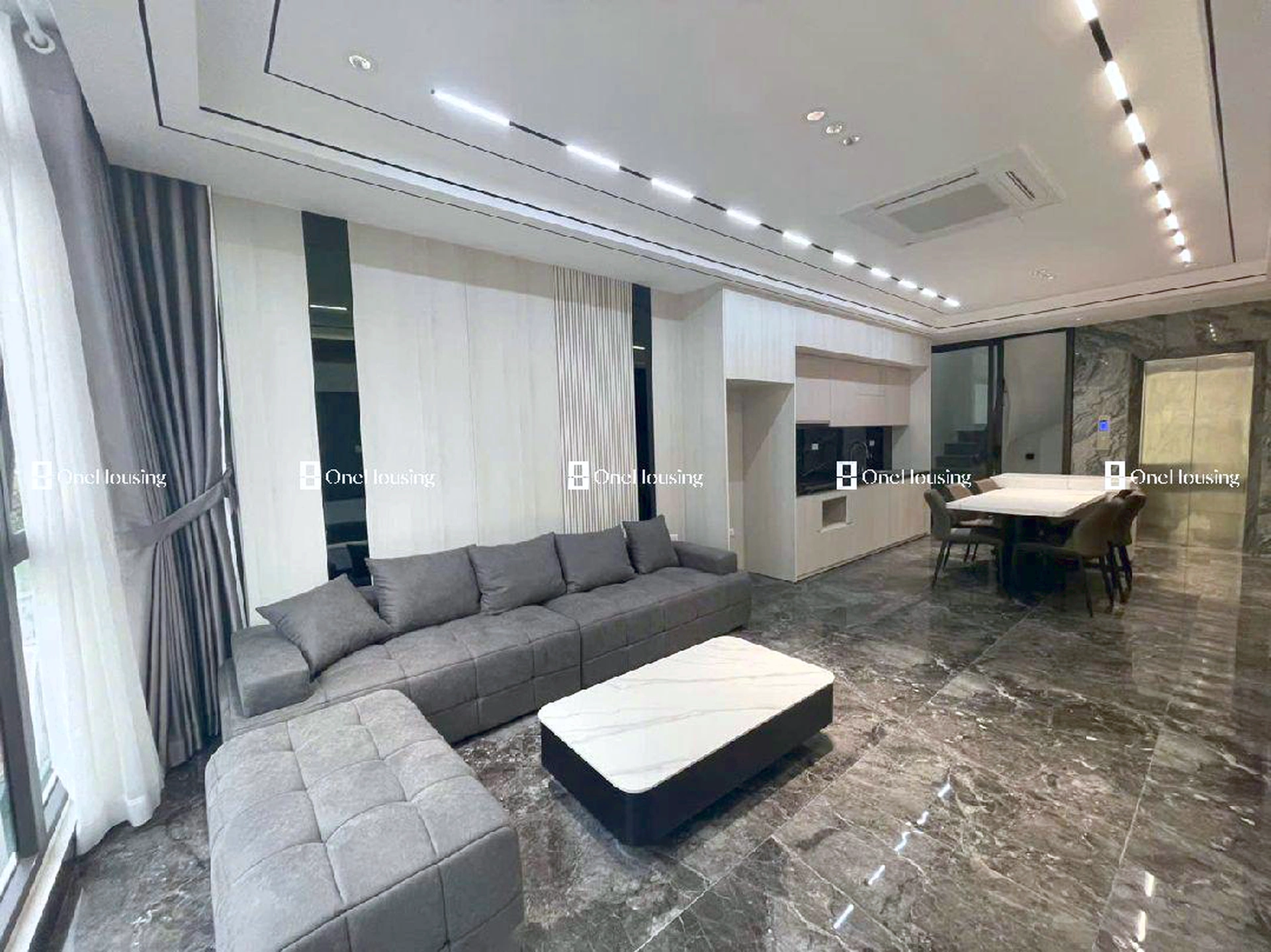 Nhà mặt ngõ cách Nguyễn Văn Cừ 20m, P. Ngọc Lâm, Q. Long Biên, TP. Hà Nội