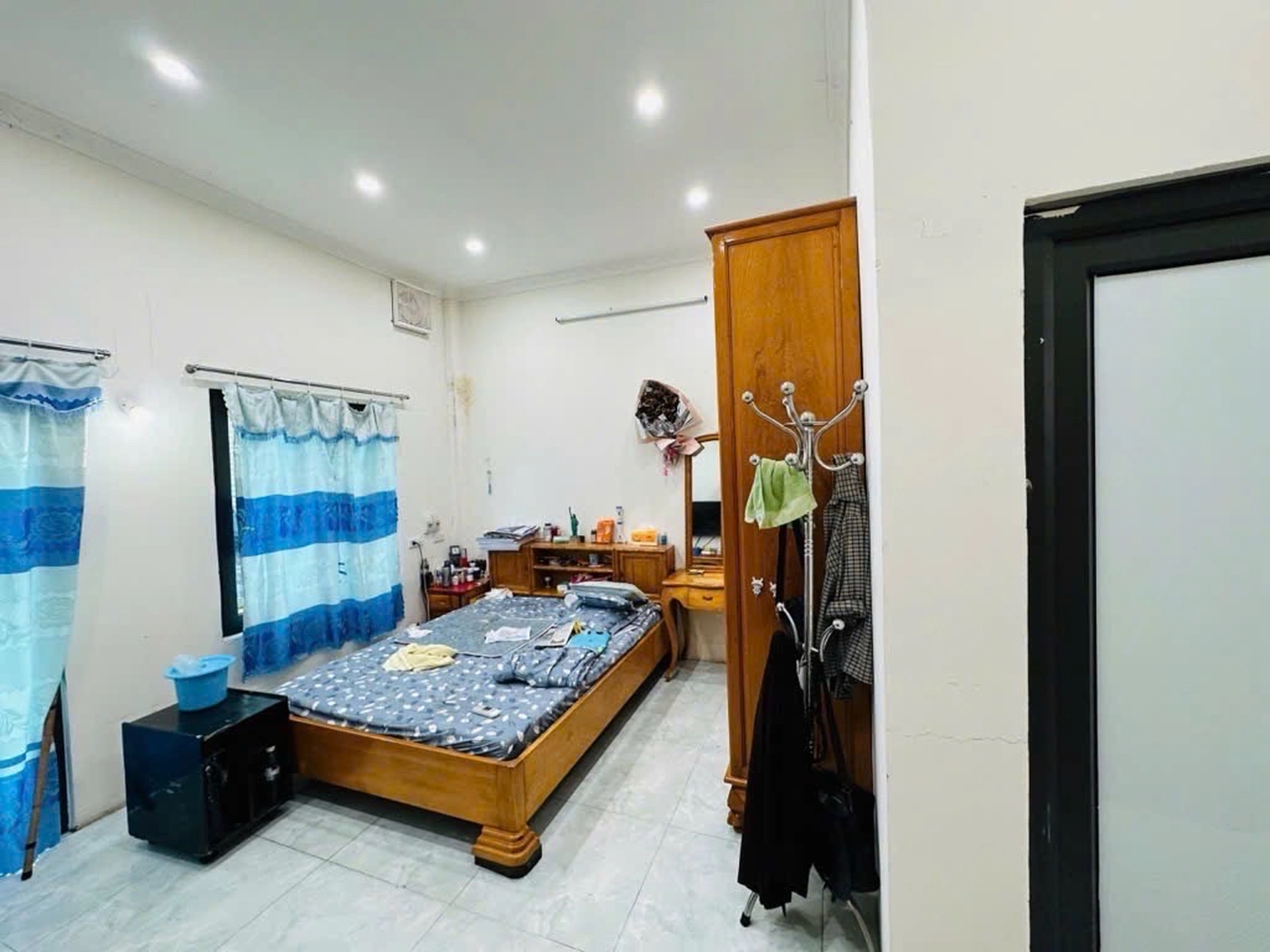 Nhà mặt ngõ cách Phạm Ngọc Thạch 80m, P. Kim Liên, Q. Đống Đa, TP. Hà Nội