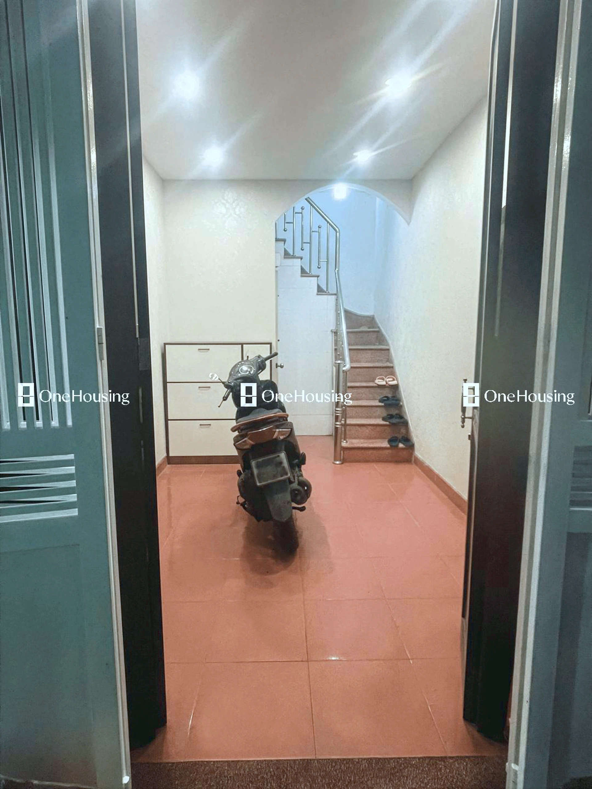 Nhà mặt ngõ cách Phương Mai 50m, P. Phương Mai, Q. Đống Đa, TP. Hà Nội