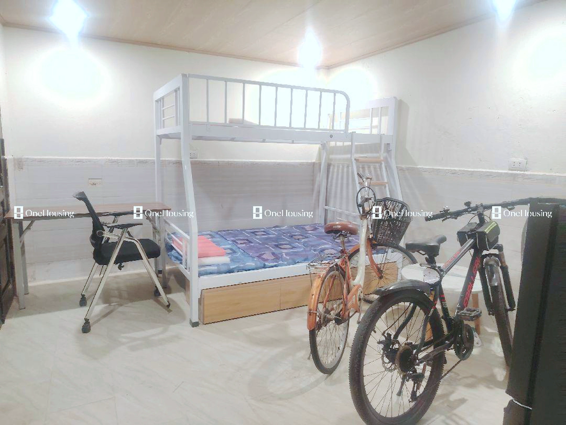 Nhà mặt ngõ cách Ngọc Lâm 18m, P. Bồ Đề, Q. Long Biên, TP. Hà Nội