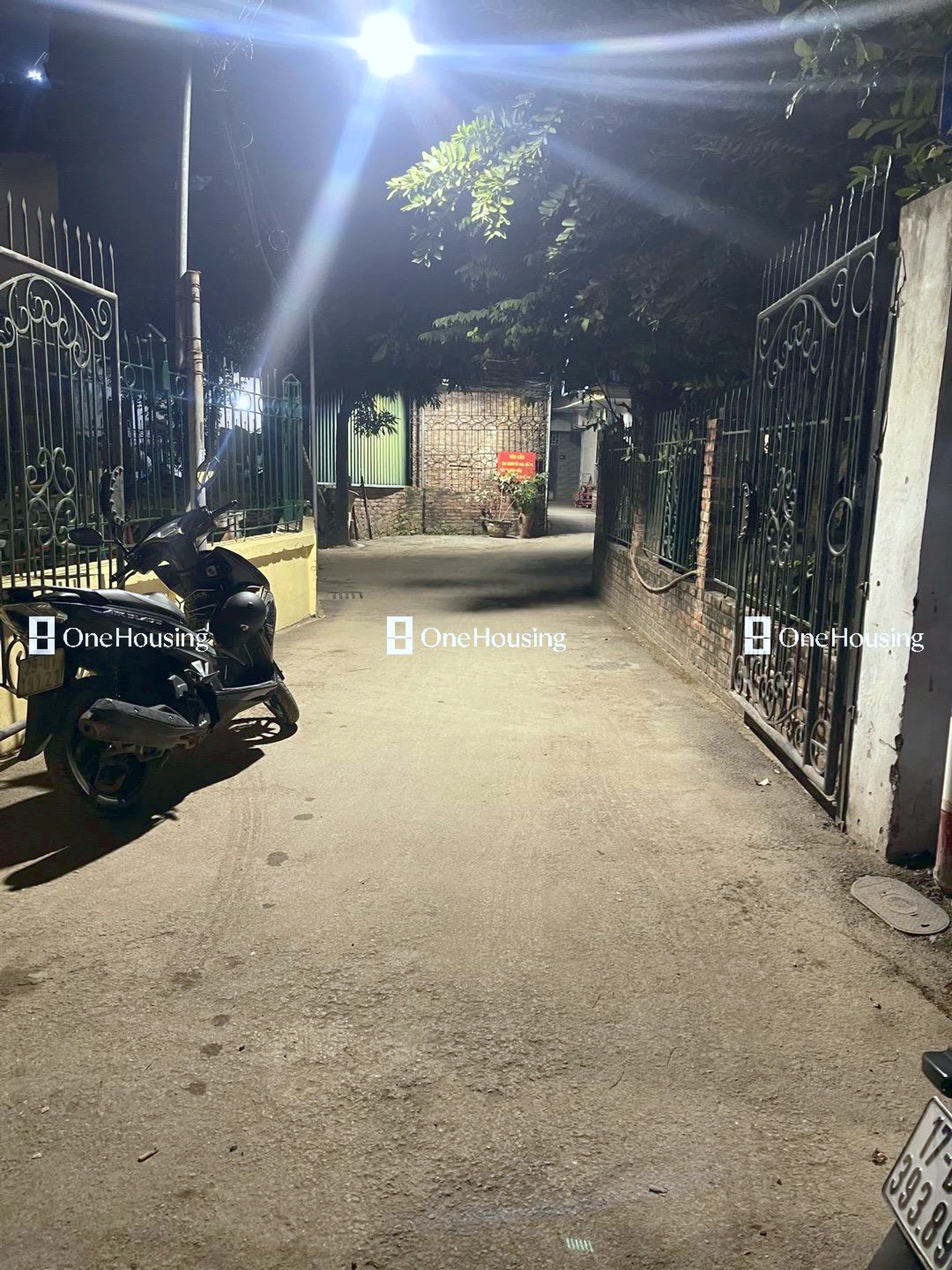 Đất nền cách An Dương Vương (đường gom chân đê) 120m, P. Phú Thượng, Q. Tây Hồ, TP. Hà Nội