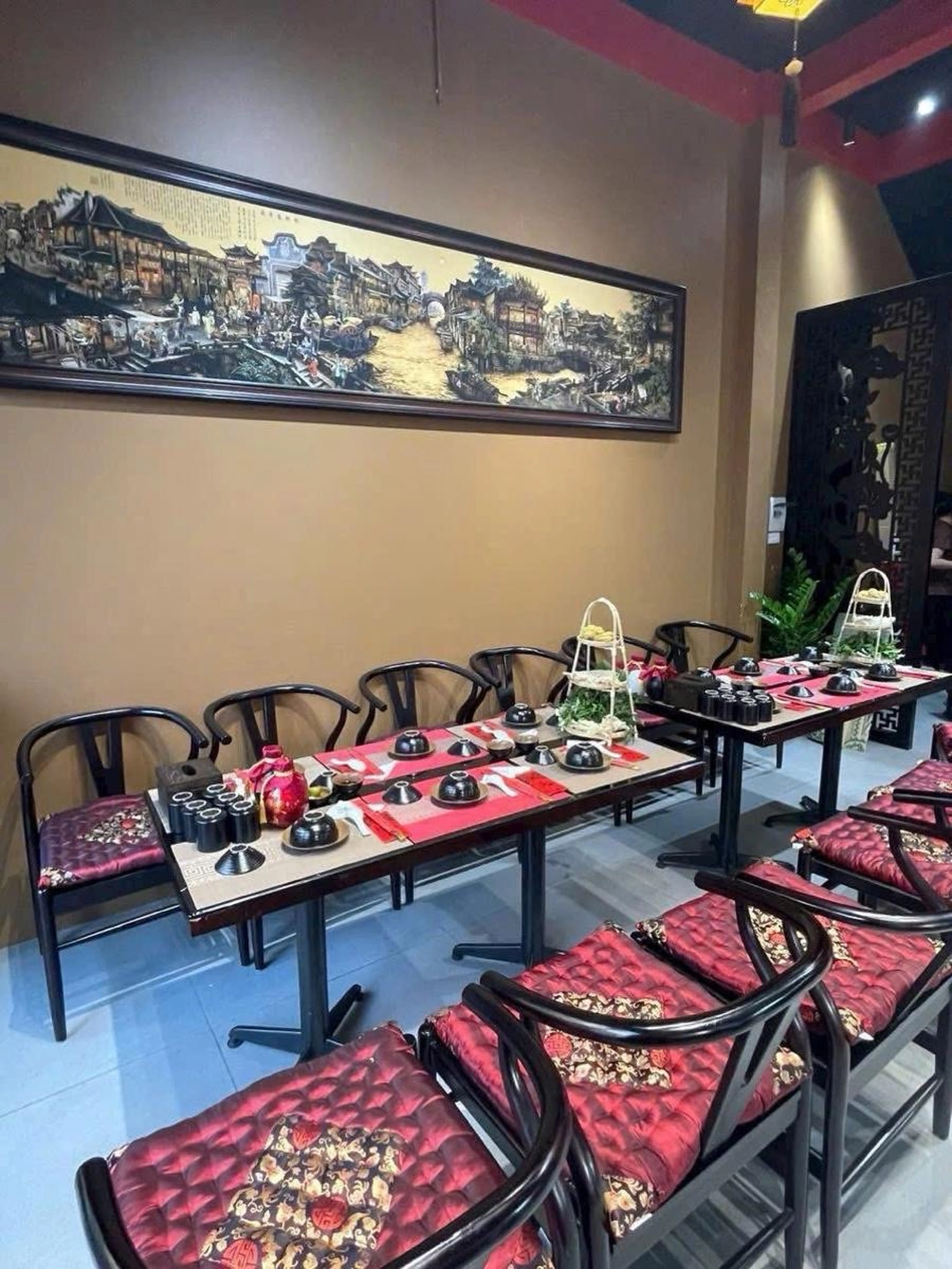 Nhà mặt ngõ cách Đông Quan 10m, P. Quan Hoa, Q. Cầu Giấy, TP. Hà Nội