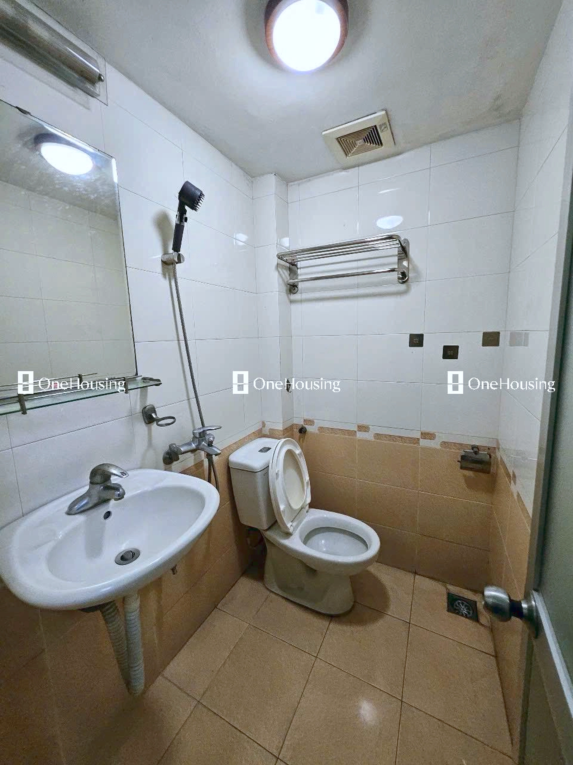 Nhà mặt ngõ cách Tôn Đức Thắng 150m, P. Thổ Quan, Q. Đống Đa, TP. Hà Nội