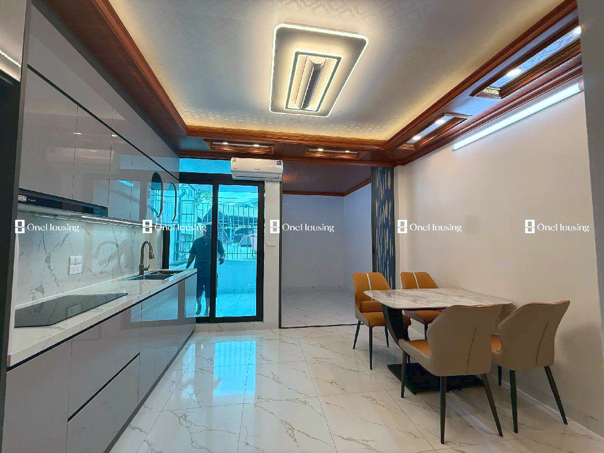 Nhà mặt ngõ cách Hào Nam 100m, P. Ô Chợ Dừa, Q. Đống Đa, TP. Hà Nội