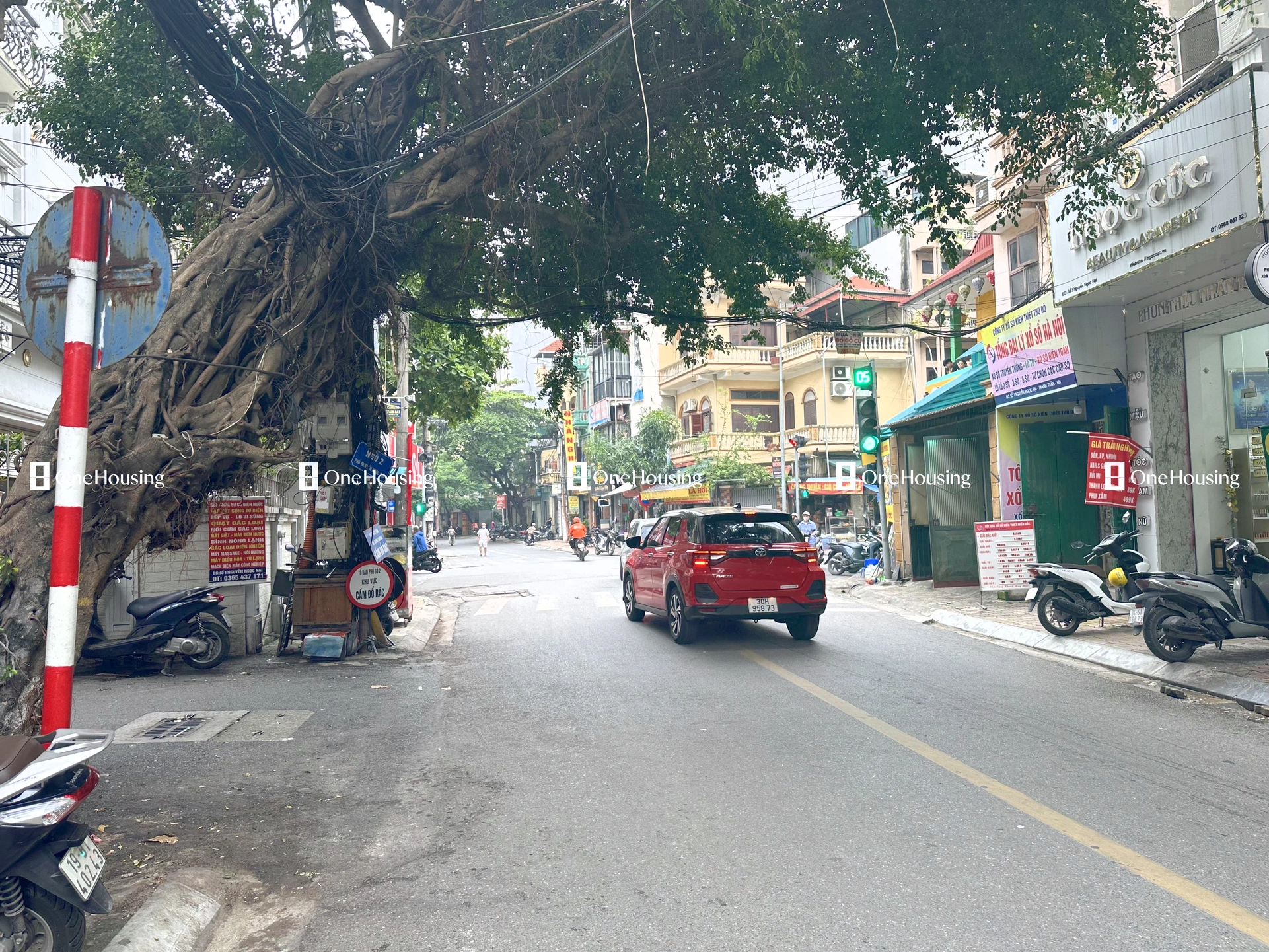 Nhà mặt phố Nguyễn Ngọc Nại, P. Khương Mai, Q. Thanh Xuân, TP. Hà Nội