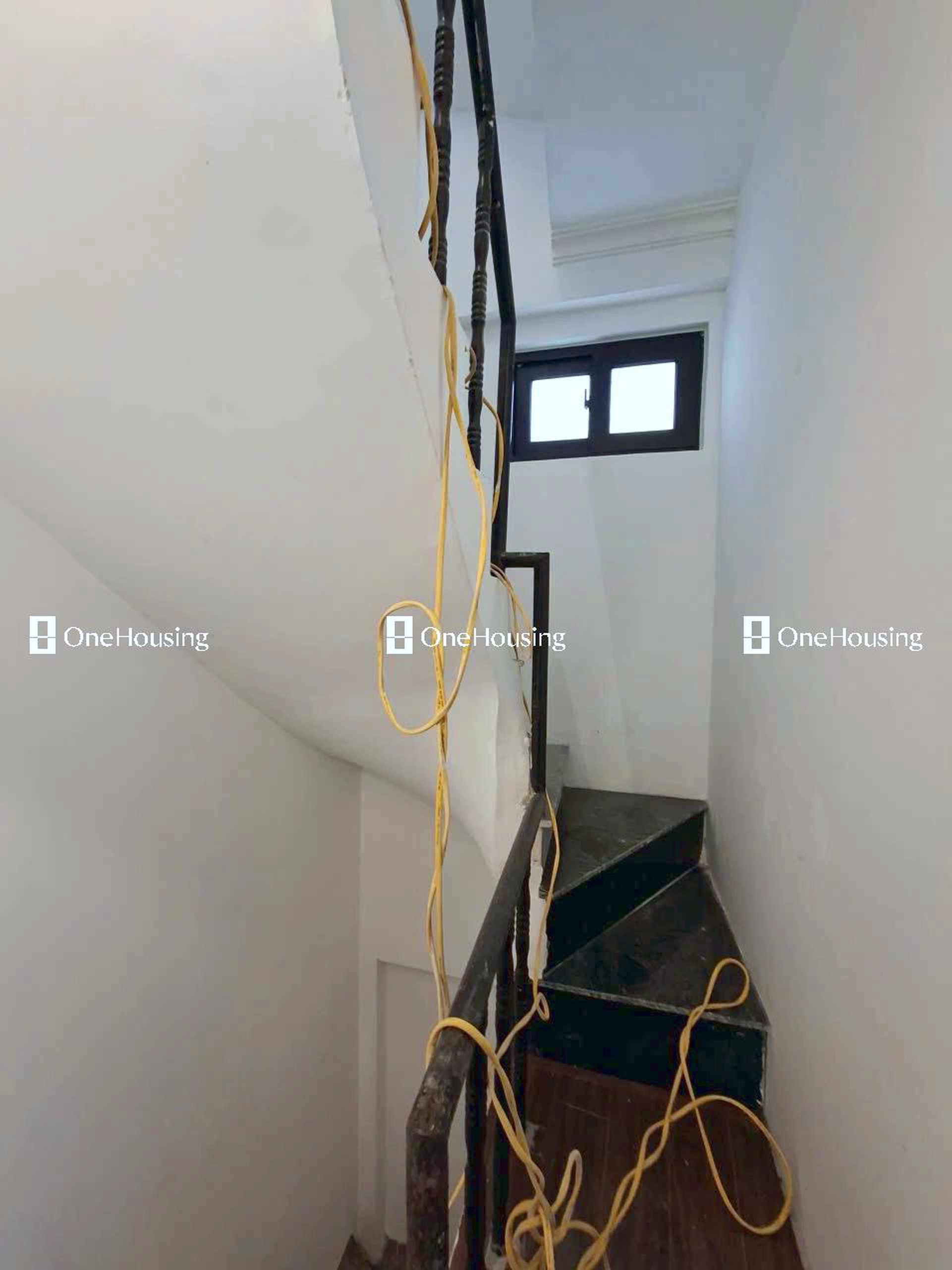 Nhà mặt ngõ cách Cửa Bắc 50m, P. Trúc Bạch, Q. Ba Đình, TP. Hà Nội