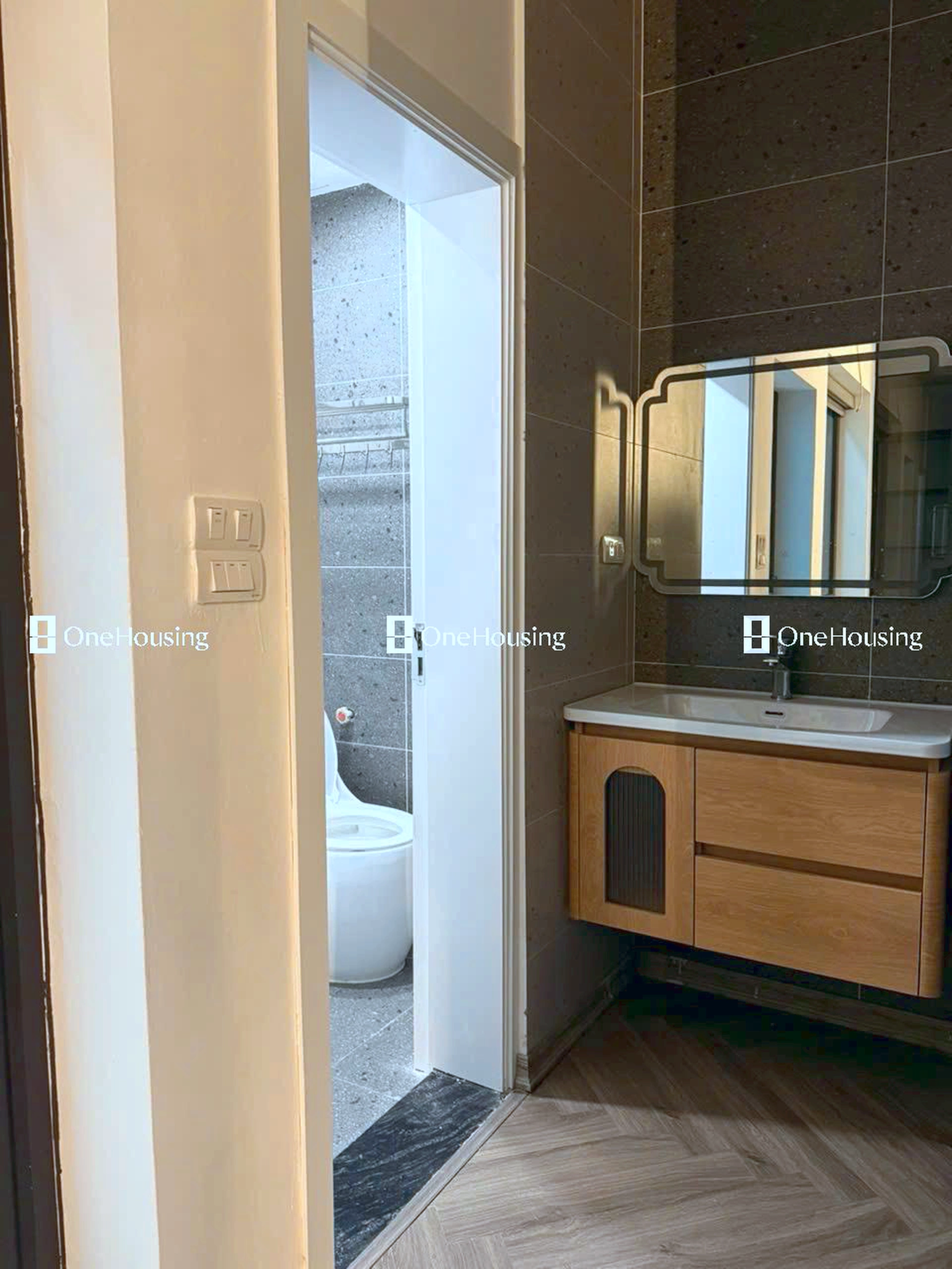 Nhà mặt ngõ cách Phó Đức Chính 10m, P. Trúc Bạch, Q. Ba Đình, TP. Hà Nội