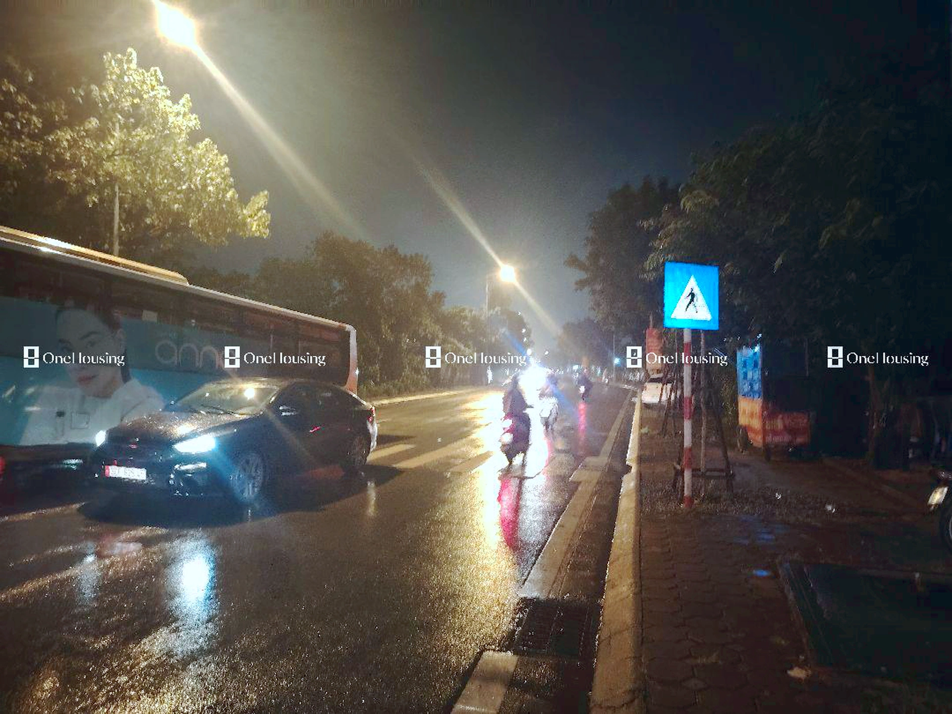 Nhà mặt ngõ cách Nguyễn Thời Trung 40m, P. Thạch Bàn, Q. Long Biên, TP. Hà Nội
