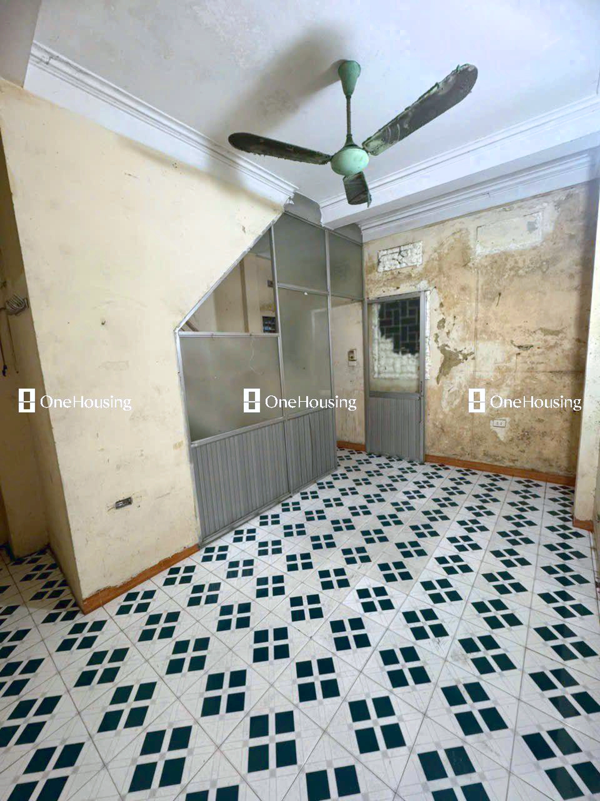 Nhà mặt ngõ cách Trần Khát Chân 30m, P. Thanh Nhàn, Q. Hai Bà Trưng, TP. Hà Nội