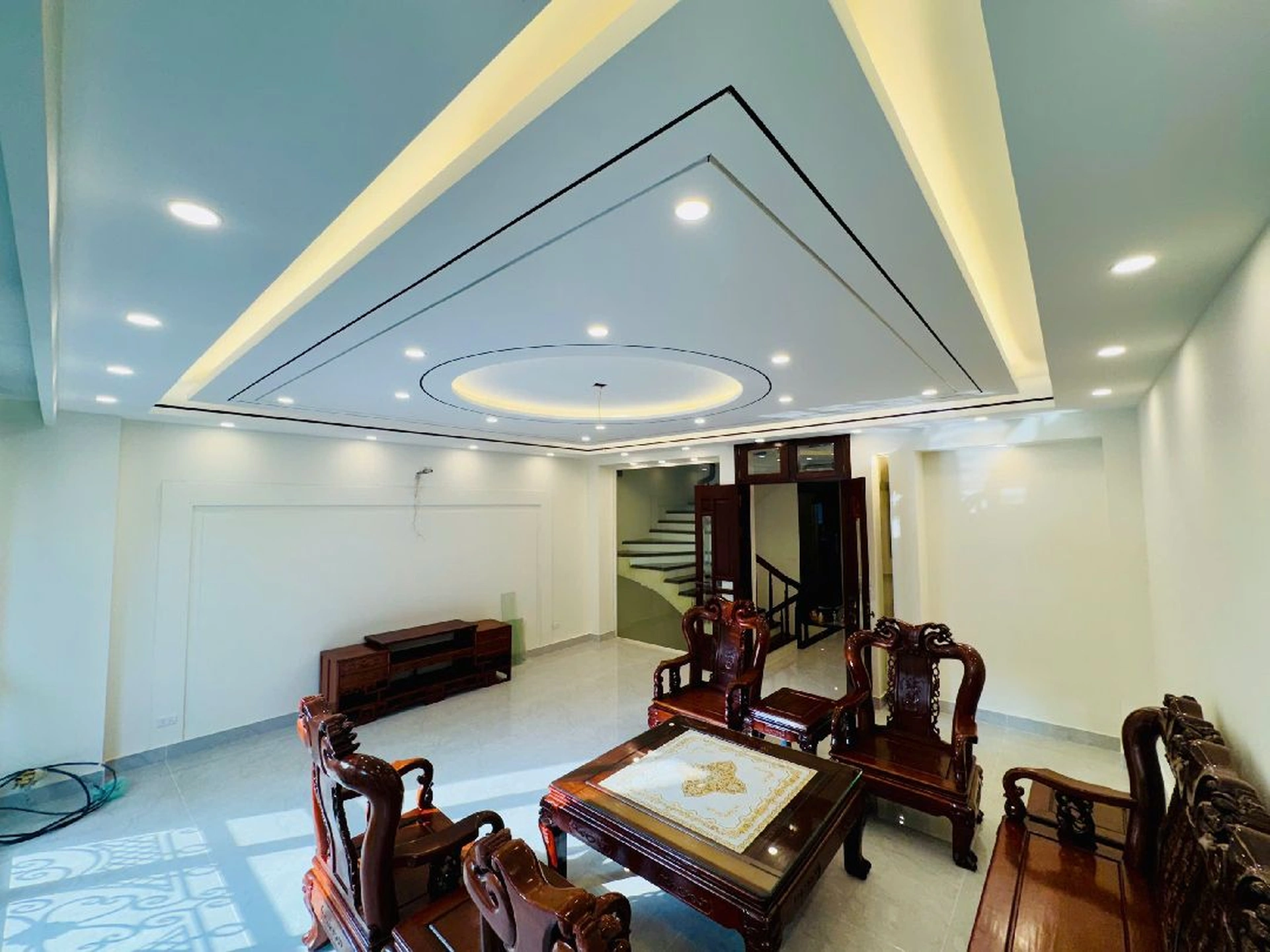 Nhà mặt ngõ cách Hoàng Minh Đạo 25m, P. Bồ Đề, Q. Long Biên, TP. Hà Nội