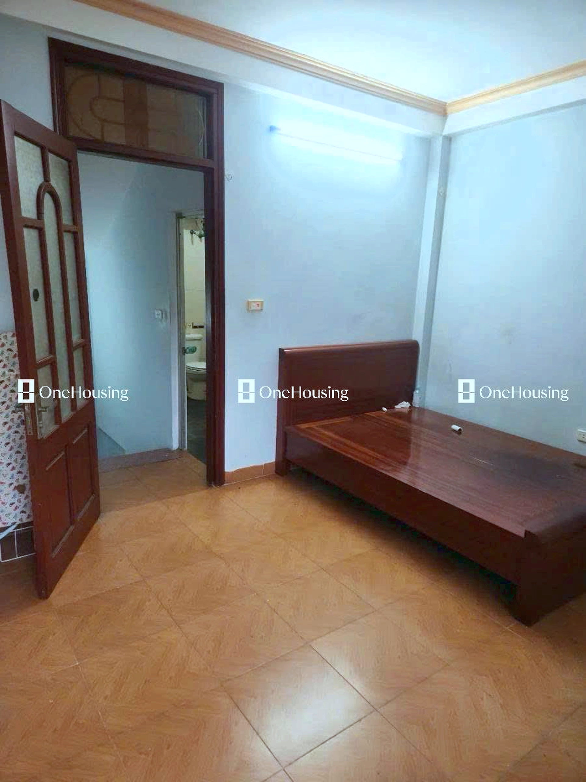 Nhà mặt ngõ cách Hoàng Mai 500m, P. Tương Mai, Q. Hoàng Mai, TP. Hà Nội