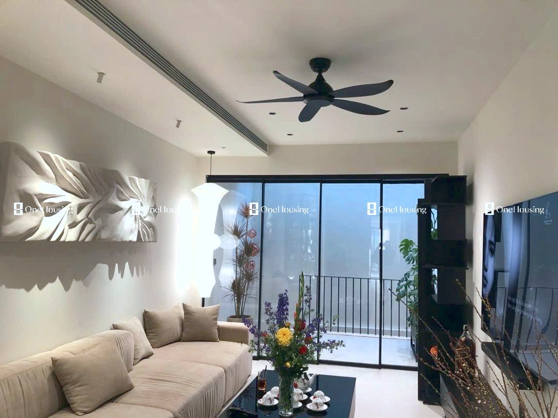 Nhà mặt phố Ngọc Thụy (mặt đê và đường gom chân đê), P. Ngọc Thụy, Q. Long Biên, TP. Hà Nội