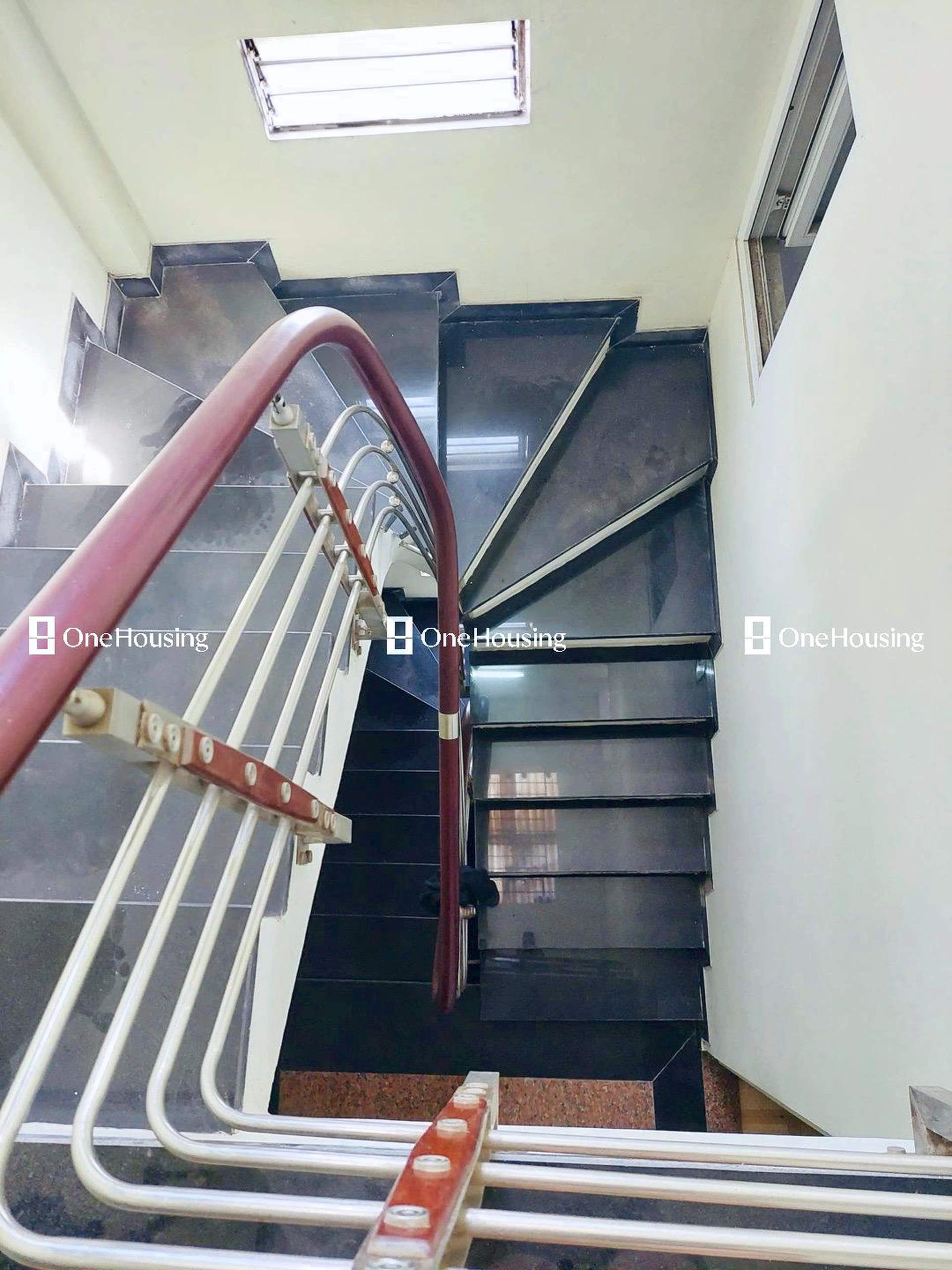 Nhà mặt ngõ cách Ô Đồng Lầm 70m, P. Trung Phụng, Q. Đống Đa, TP. Hà Nội