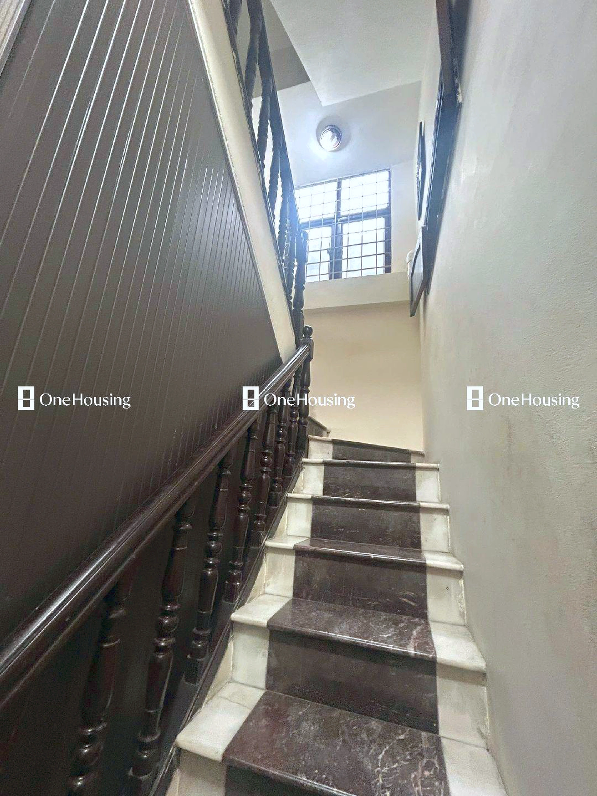 Nhà mặt phố Nguyễn Trãi, P. Thượng Đình, Q. Thanh Xuân, TP. Hà Nội