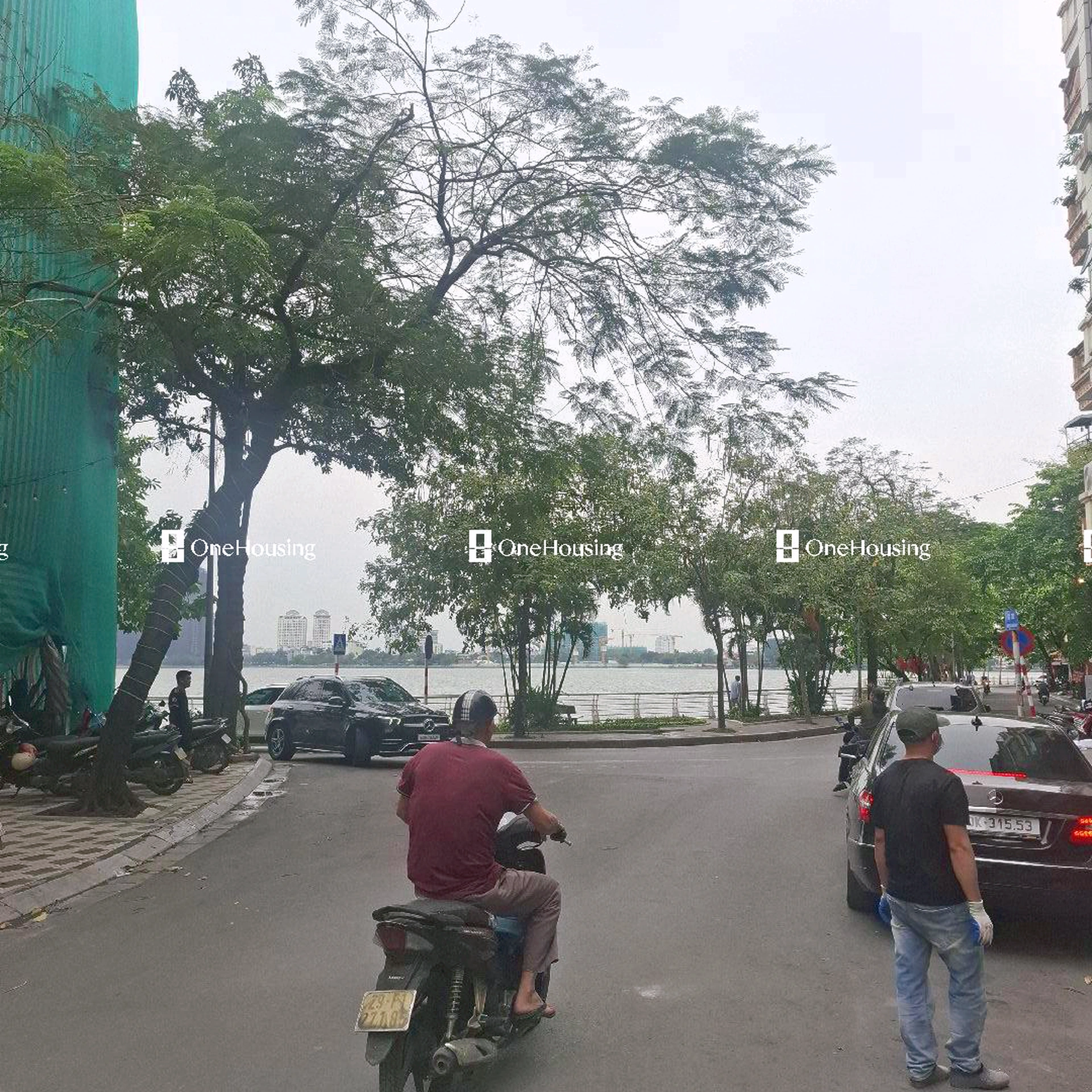 Nhà mặt phố Lạc Long Quân, P. Bưởi, Q. Tây Hồ, TP. Hà Nội