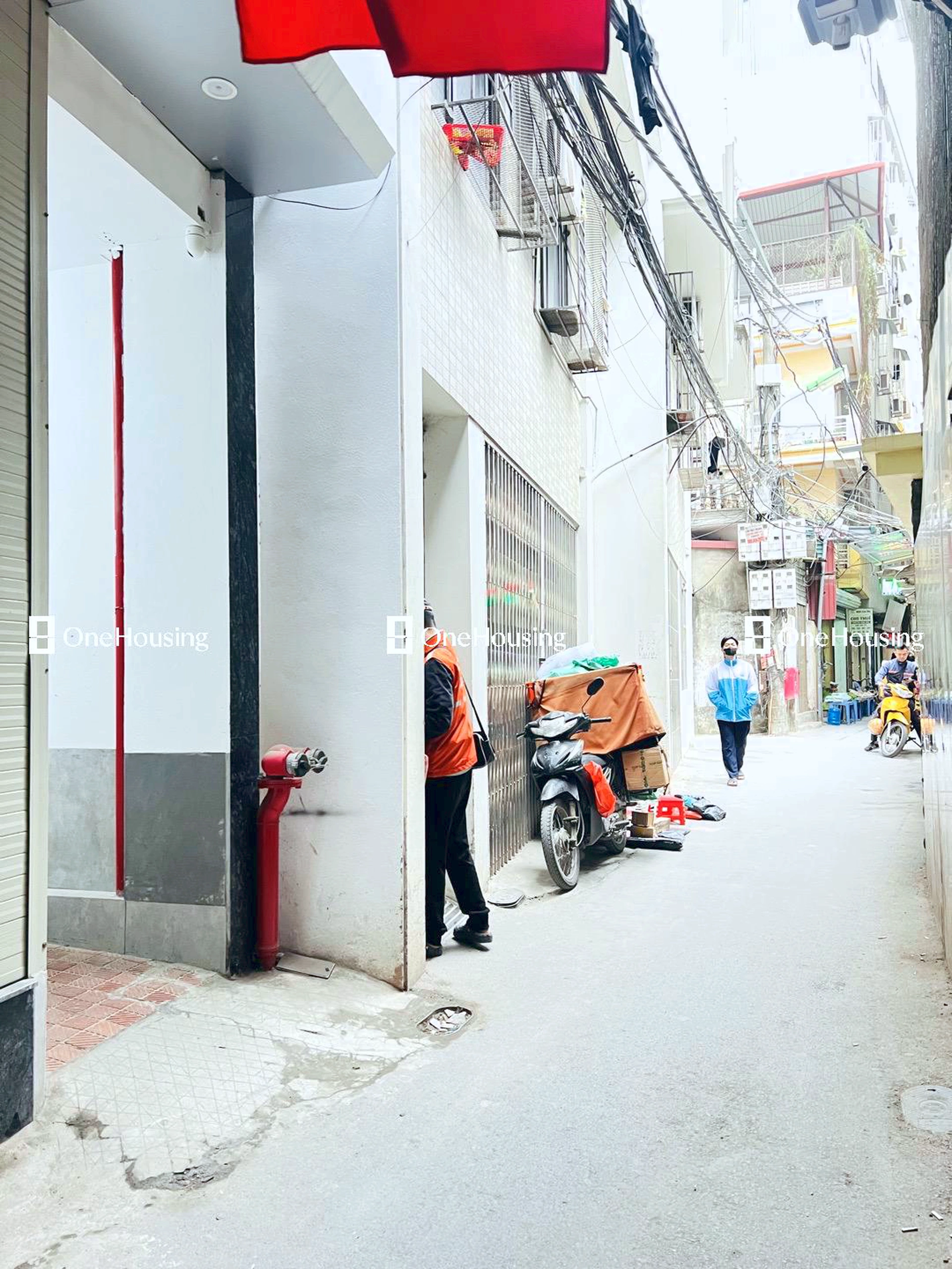 Nhà mặt ngõ cách Phạm Văn Đồng 50m, P. Mai Dịch, Q. Cầu Giấy, TP. Hà Nội