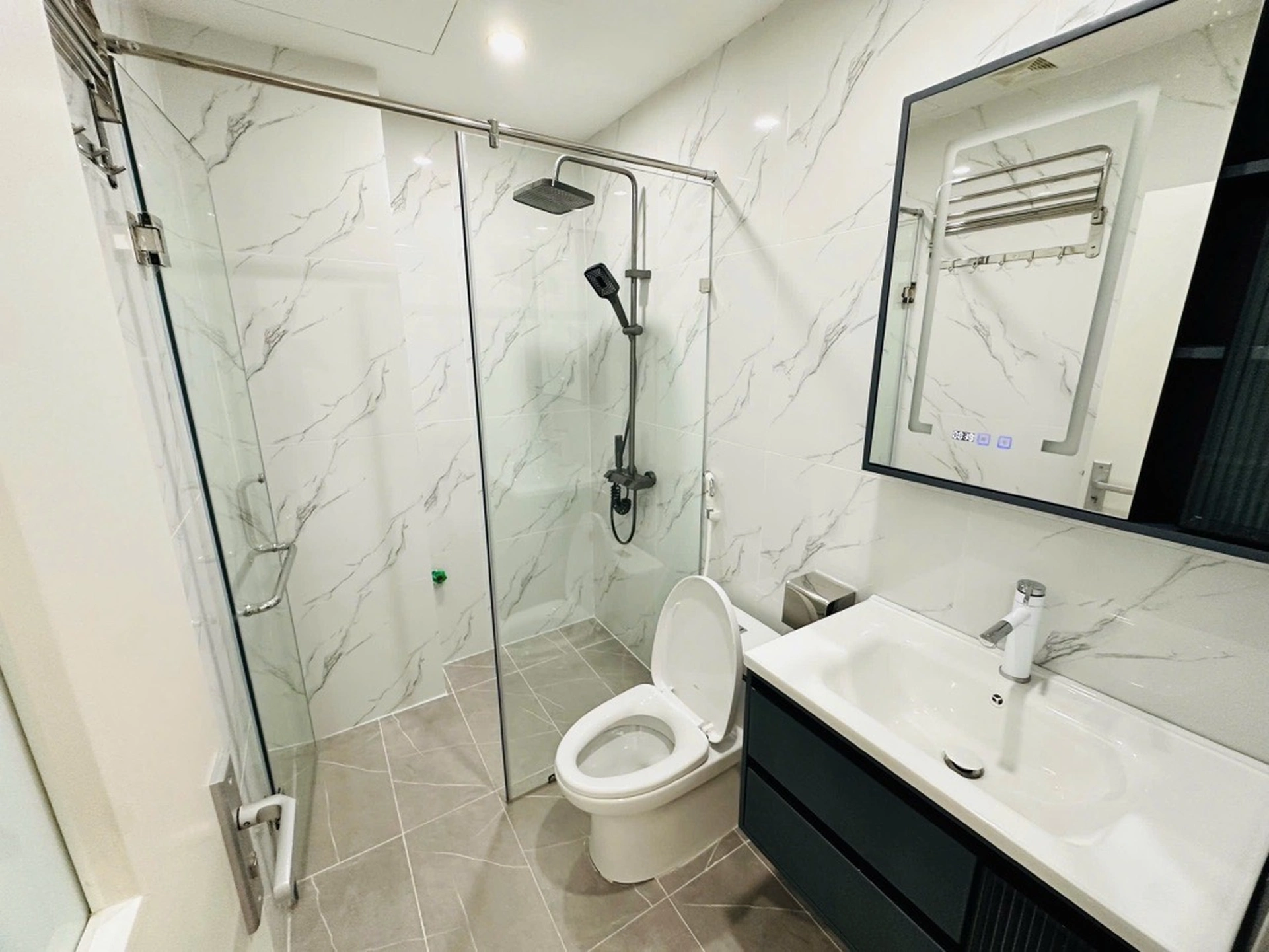 Nhà mặt ngõ cách Kim Đồng 25m, P. Giáp Bát, Q. Hoàng Mai, TP. Hà Nội