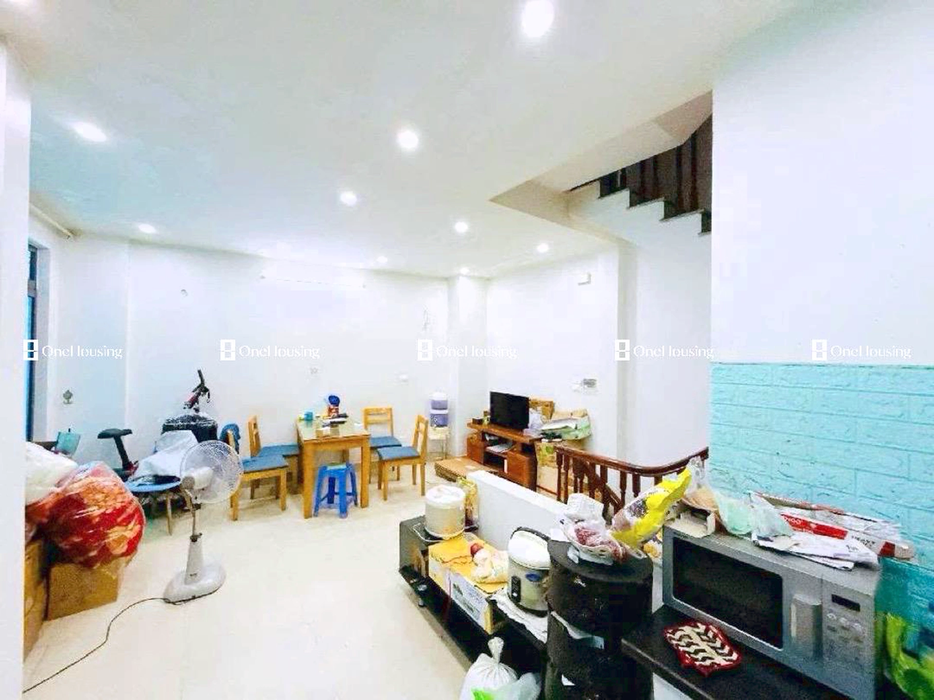 Nhà mặt ngõ cách Phạm Văn Đồng 50m, P. Mai Dịch, Q. Cầu Giấy, TP. Hà Nội