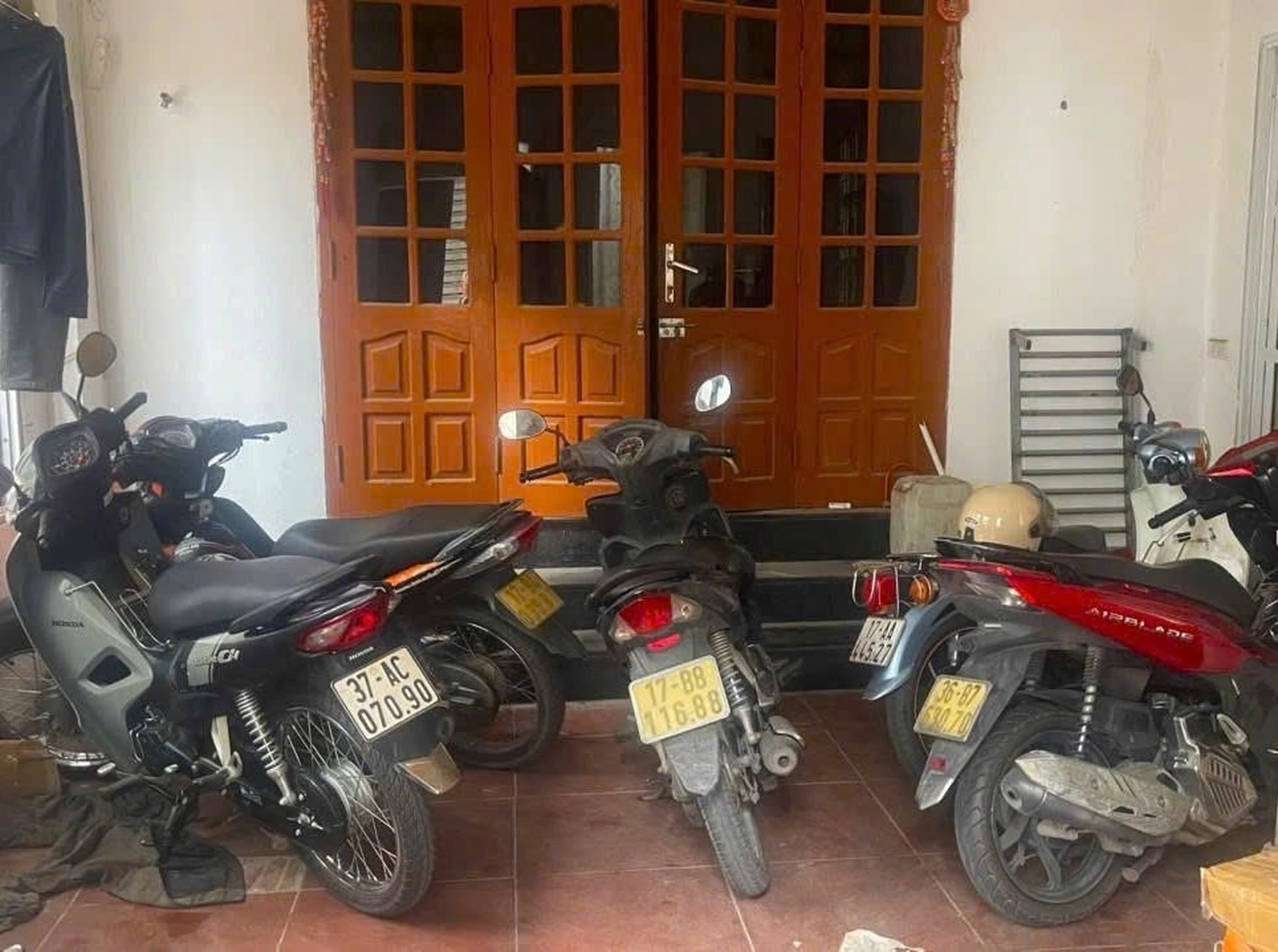 Nhà mặt ngõ cách Ngô Xuân Quảng 50m, TT. Trâu Quỳ, H. Gia Lâm, TP. Hà Nội