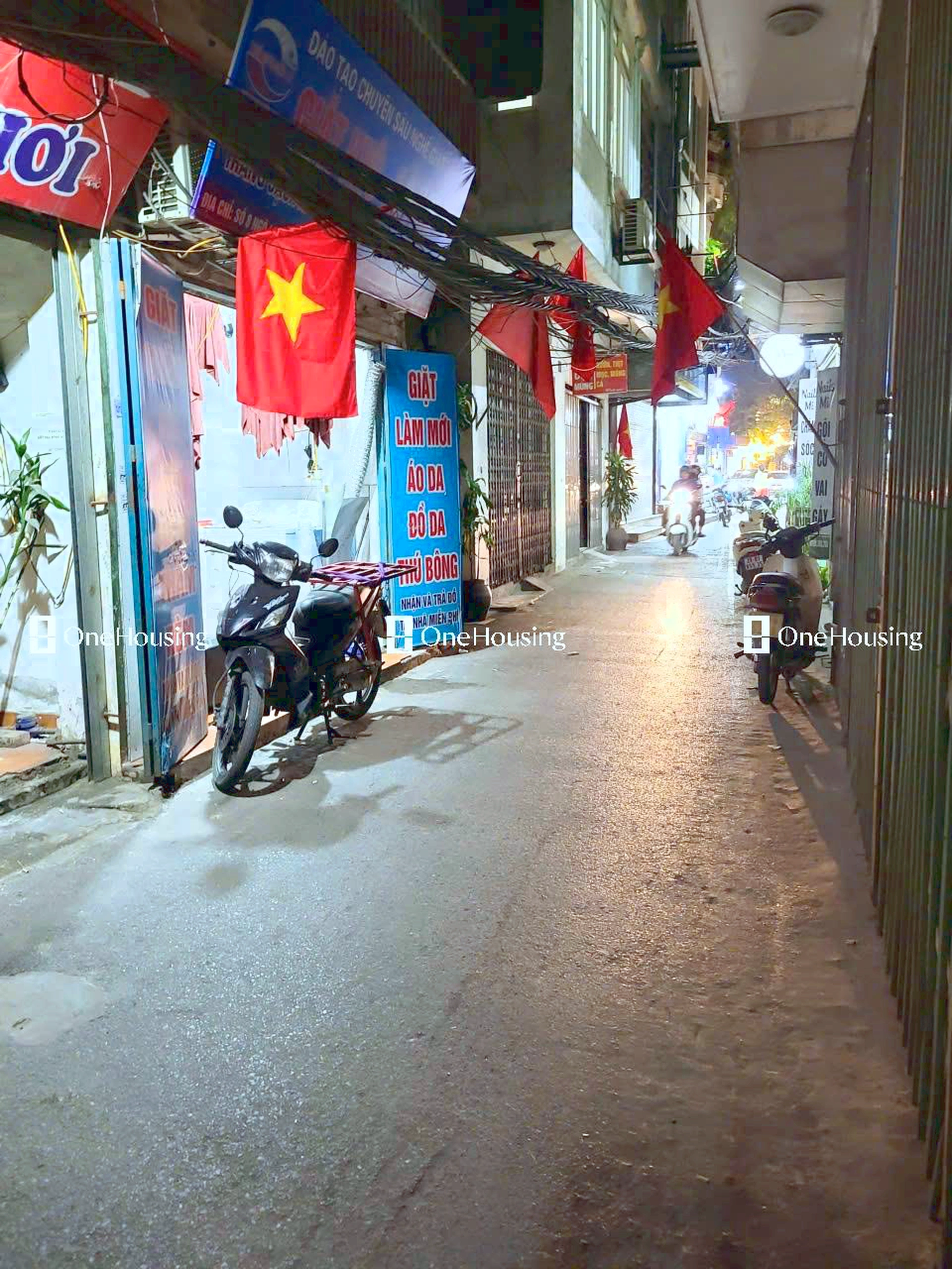 Nhà mặt ngõ cách Ngọc Khánh 20m, P. Giảng Võ, Q. Ba Đình, TP. Hà Nội