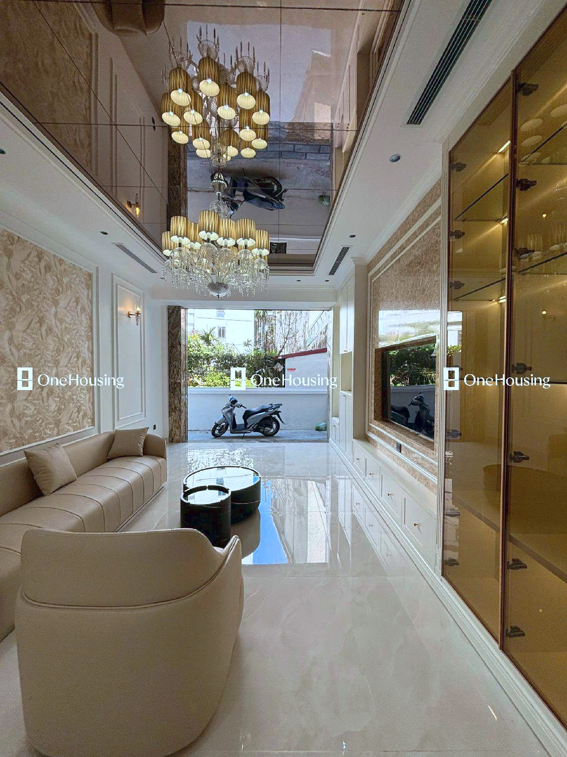 Nhà mặt ngõ cách Ái Mộ 80m, P. Bồ Đề, Q. Long Biên, TP. Hà Nội