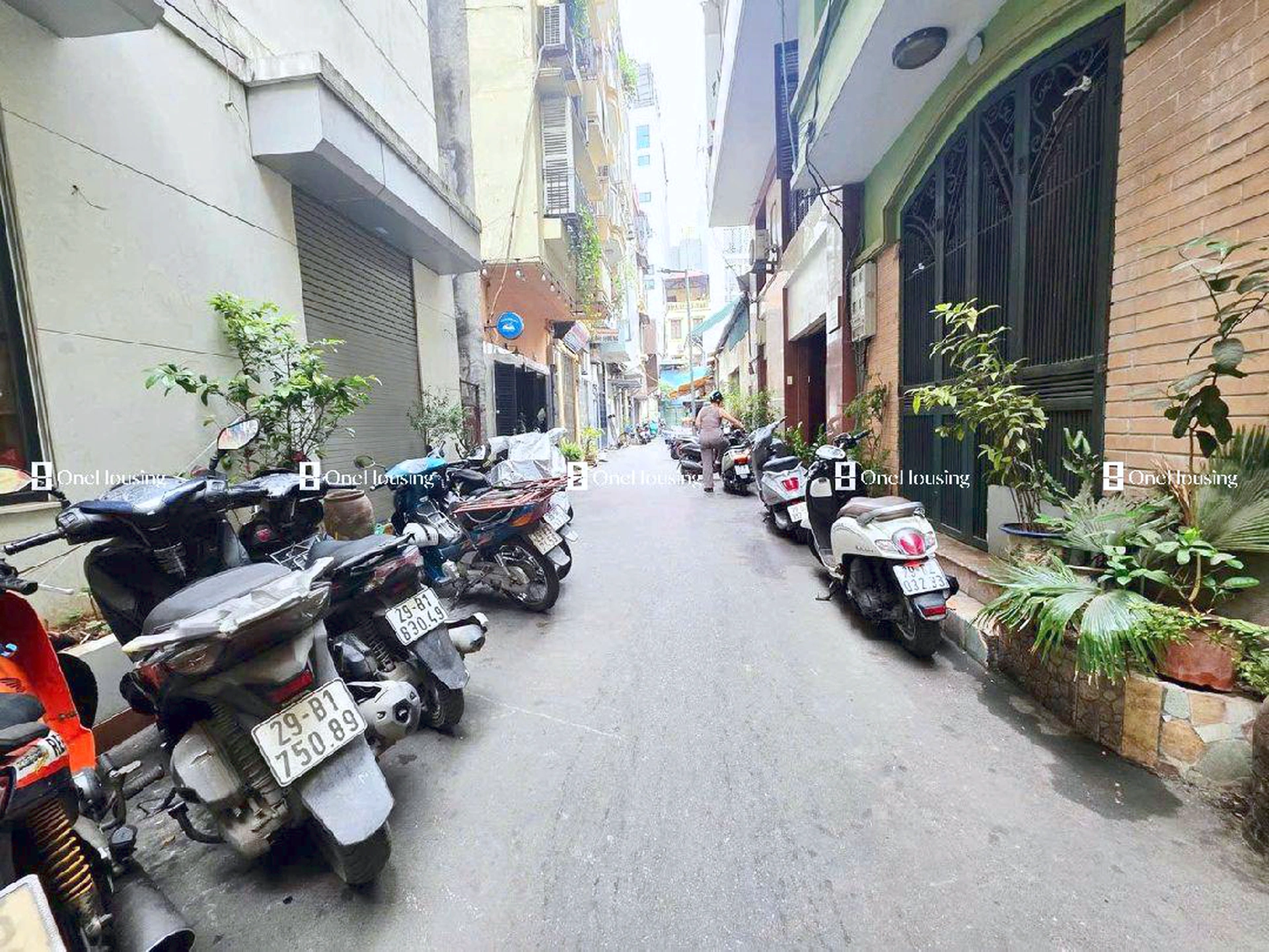 Nhà mặt ngõ cách Hồng Phúc 15m, P. Nguyễn Trung Trực, Q. Ba Đình, TP. Hà Nội