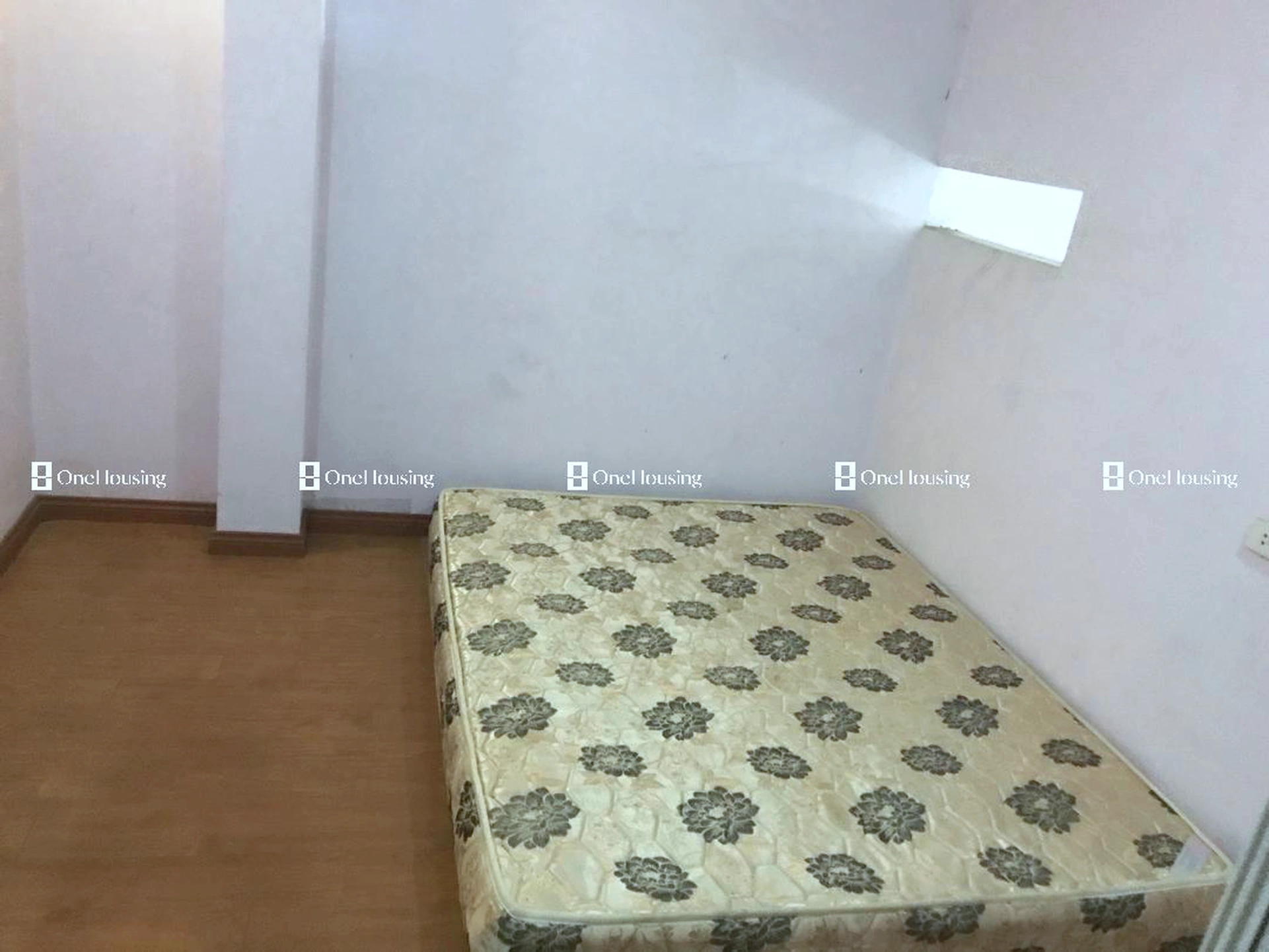 Nhà mặt ngõ cách Ngô Gia Tự 30m, P. Việt Hưng, Q. Long Biên, TP. Hà Nội