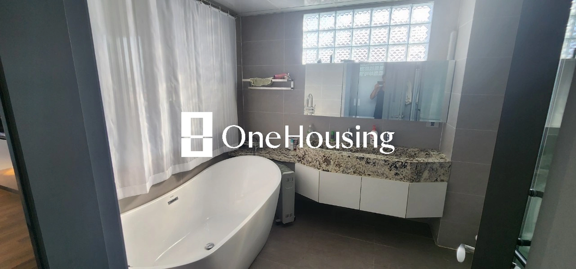Nhà mặt phố Võng Thị, P. Bưởi, Q. Tây Hồ, TP. Hà Nội