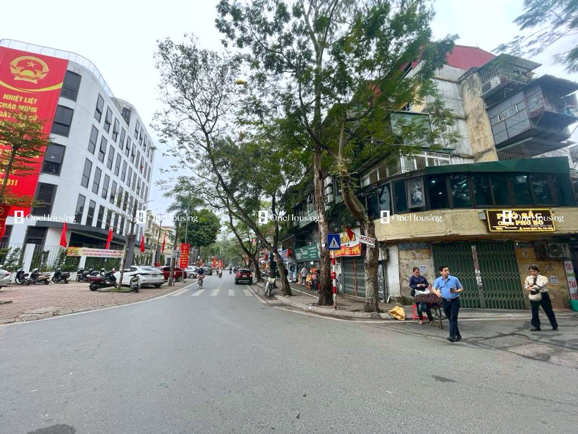 Nhà mặt ngõ cách Hoàng Quốc Việt 30m, P. Nghĩa Đô, Q. Cầu Giấy, TP. Hà Nội