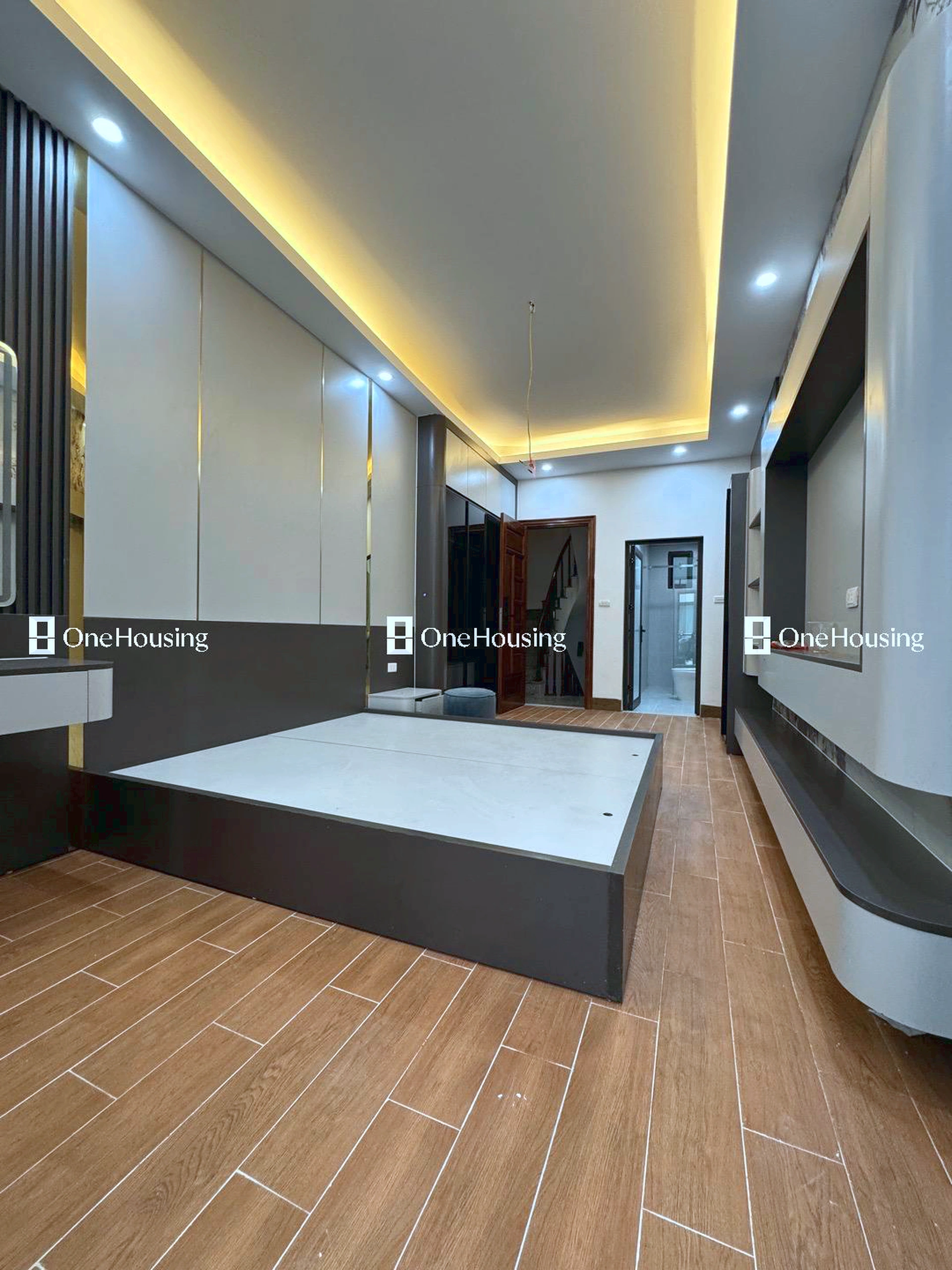 Nhà mặt ngõ cách Ngọc Thụy (mặt đê và đường gom chân đê) 90m, P. Ngọc Thụy, Q. Long Biên, TP. Hà Nội
