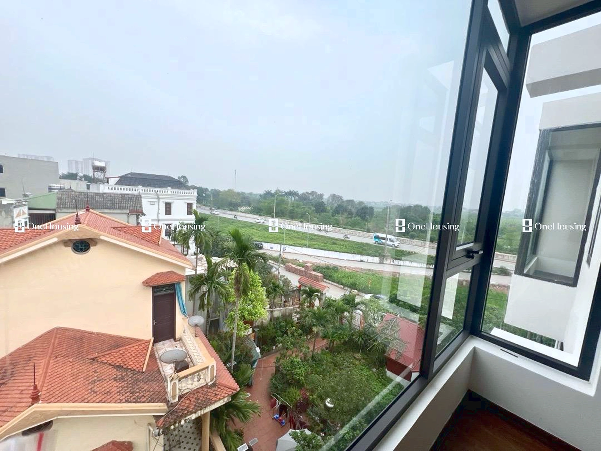 Nhà mặt ngõ cách Bát Khối (Mặt đê sông Hồng) 3m, P. Long Biên, Q. Long Biên, TP. Hà Nội