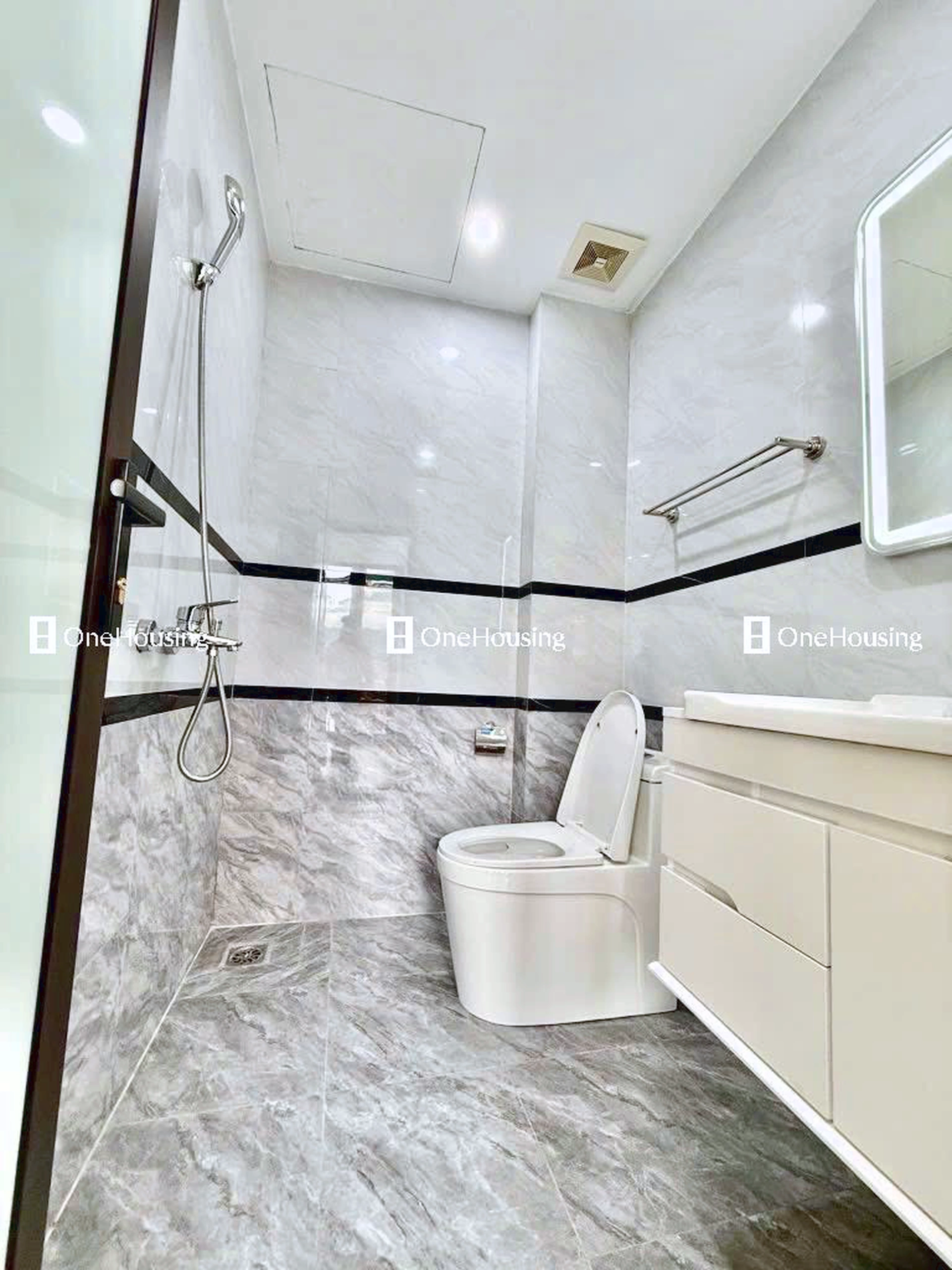 Nhà mặt ngõ cách Hoàng Mai 30m, P. Hoàng Văn Thụ, Q. Hoàng Mai, TP. Hà Nội