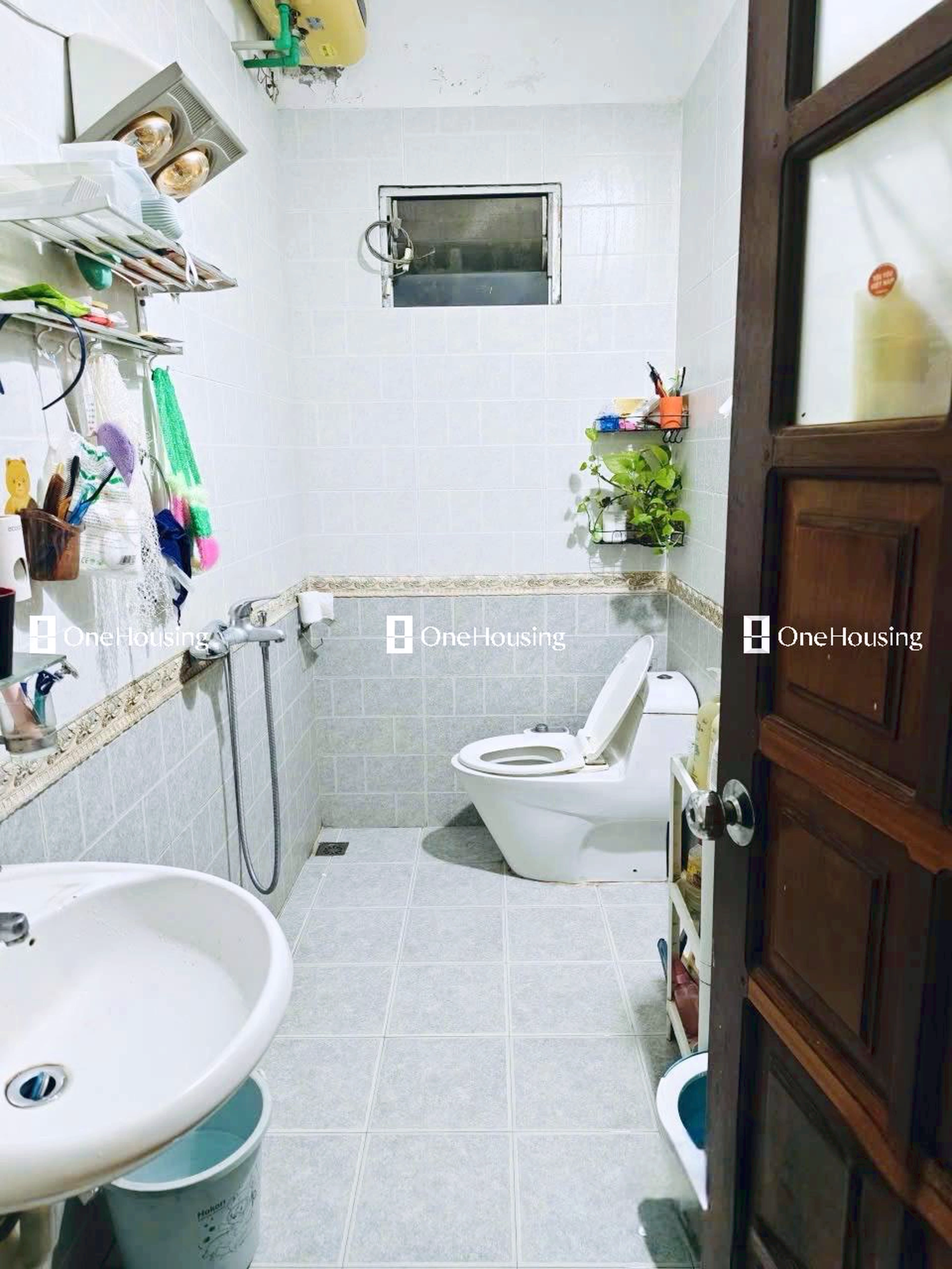 Nhà mặt ngõ cách Cầu Giấy 50m, P. Dịch Vọng, Q. Cầu Giấy, TP. Hà Nội