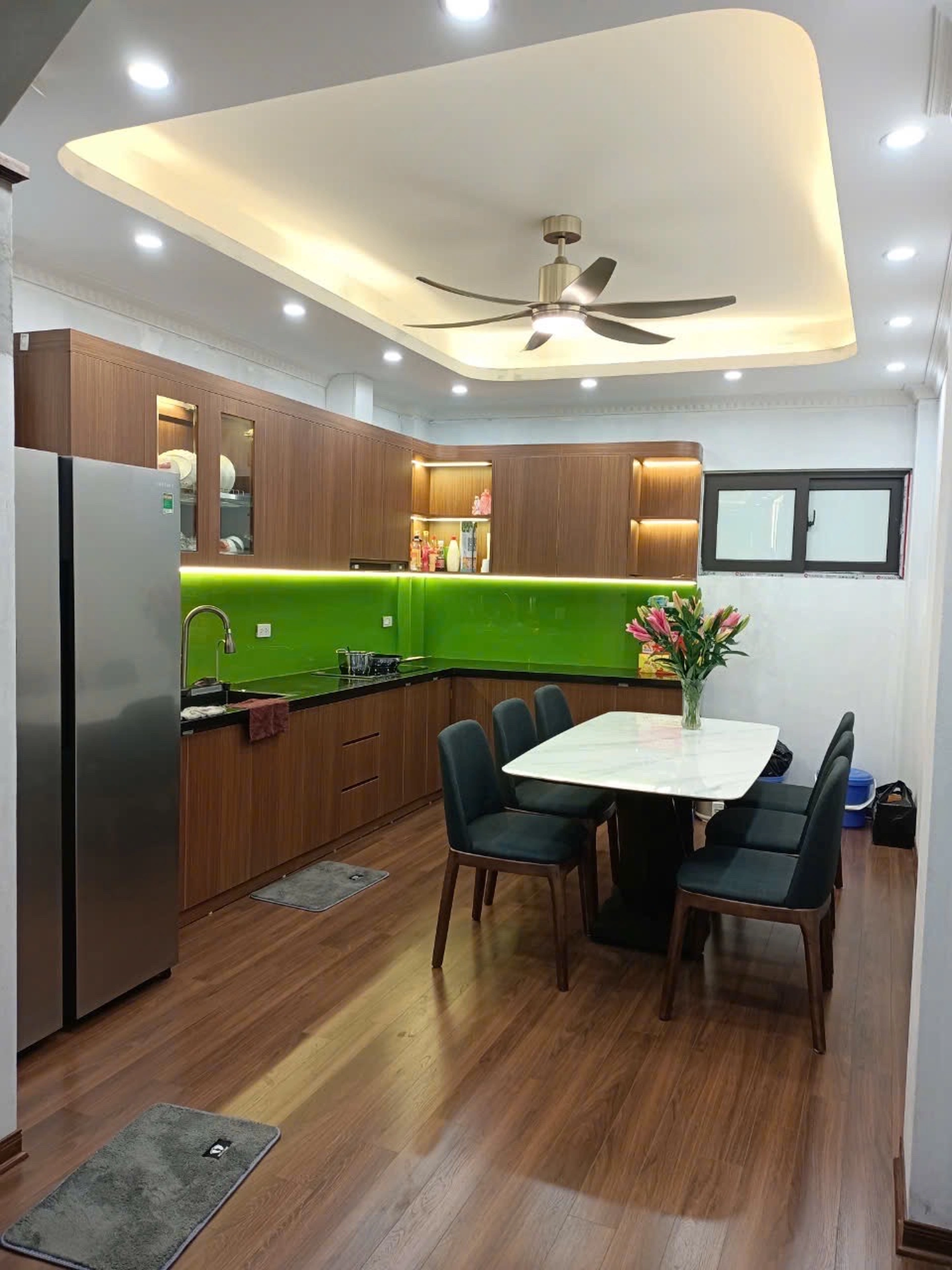 Nhà mặt ngõ cách Thạch Bàn 5m, P. Thạch Bàn, Q. Long Biên, TP. Hà Nội