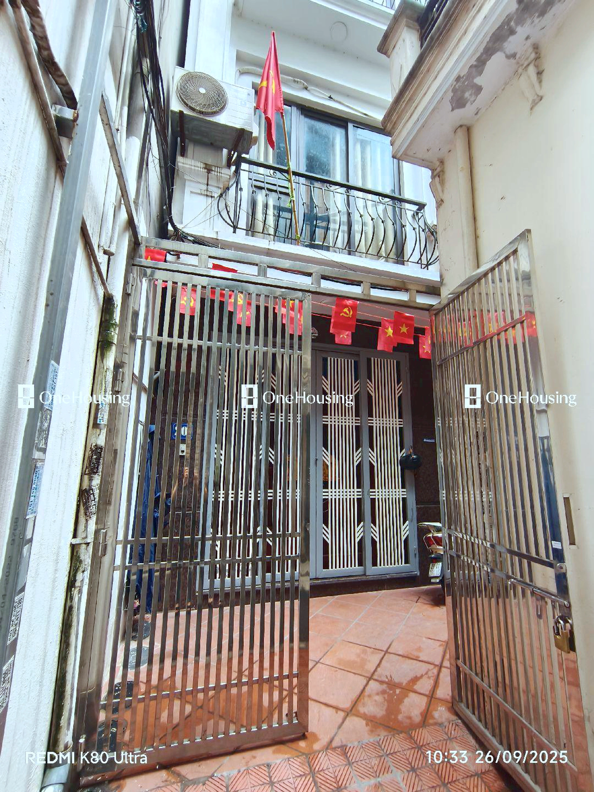 Nhà mặt ngõ cách Lạc Long Quân 100m, P. Xuân La, Q. Tây Hồ, TP. Hà Nội