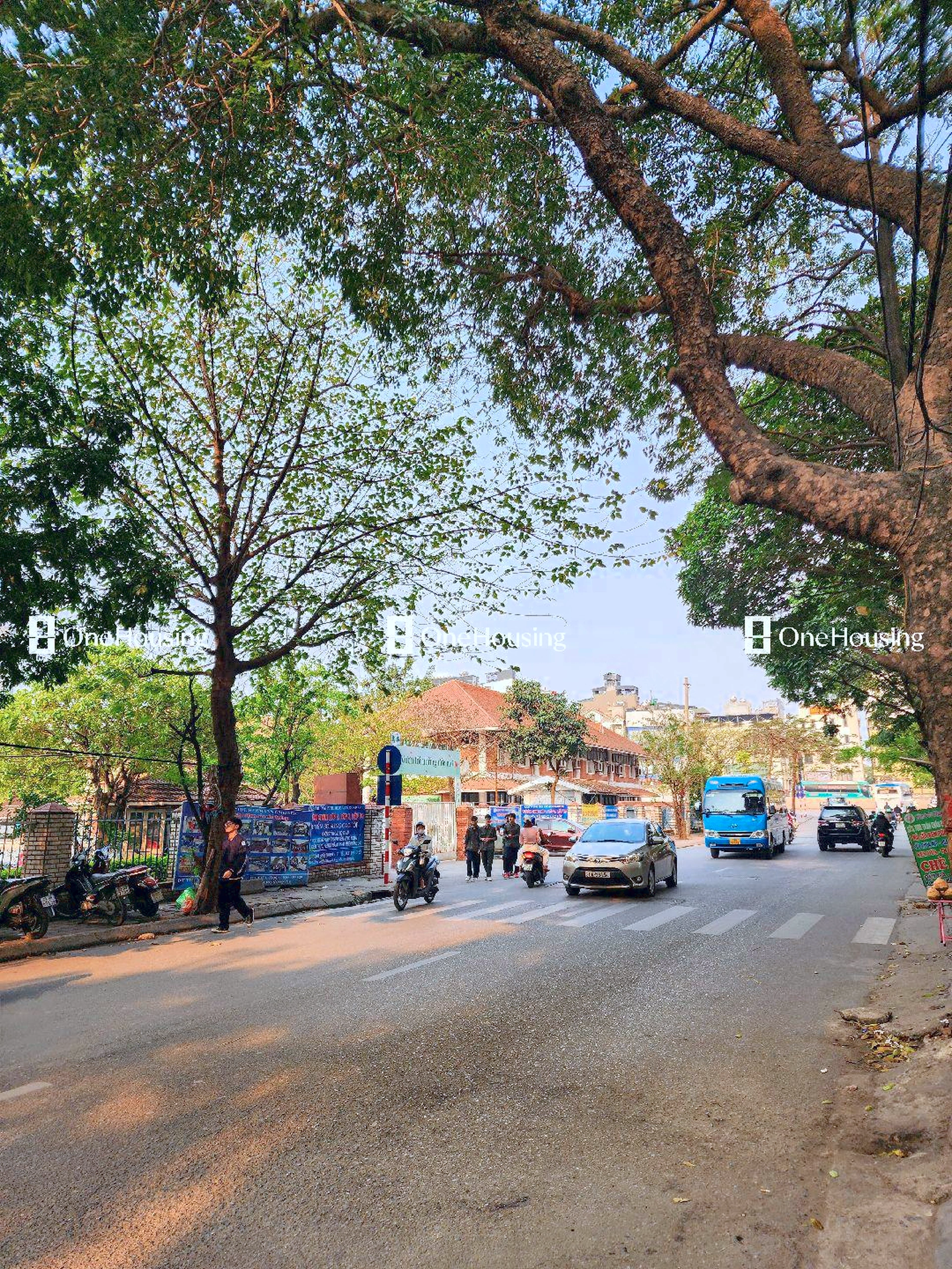Nhà mặt phố Doãn Kế Thiện, P. Mai Dịch, Q. Cầu Giấy, TP. Hà Nội