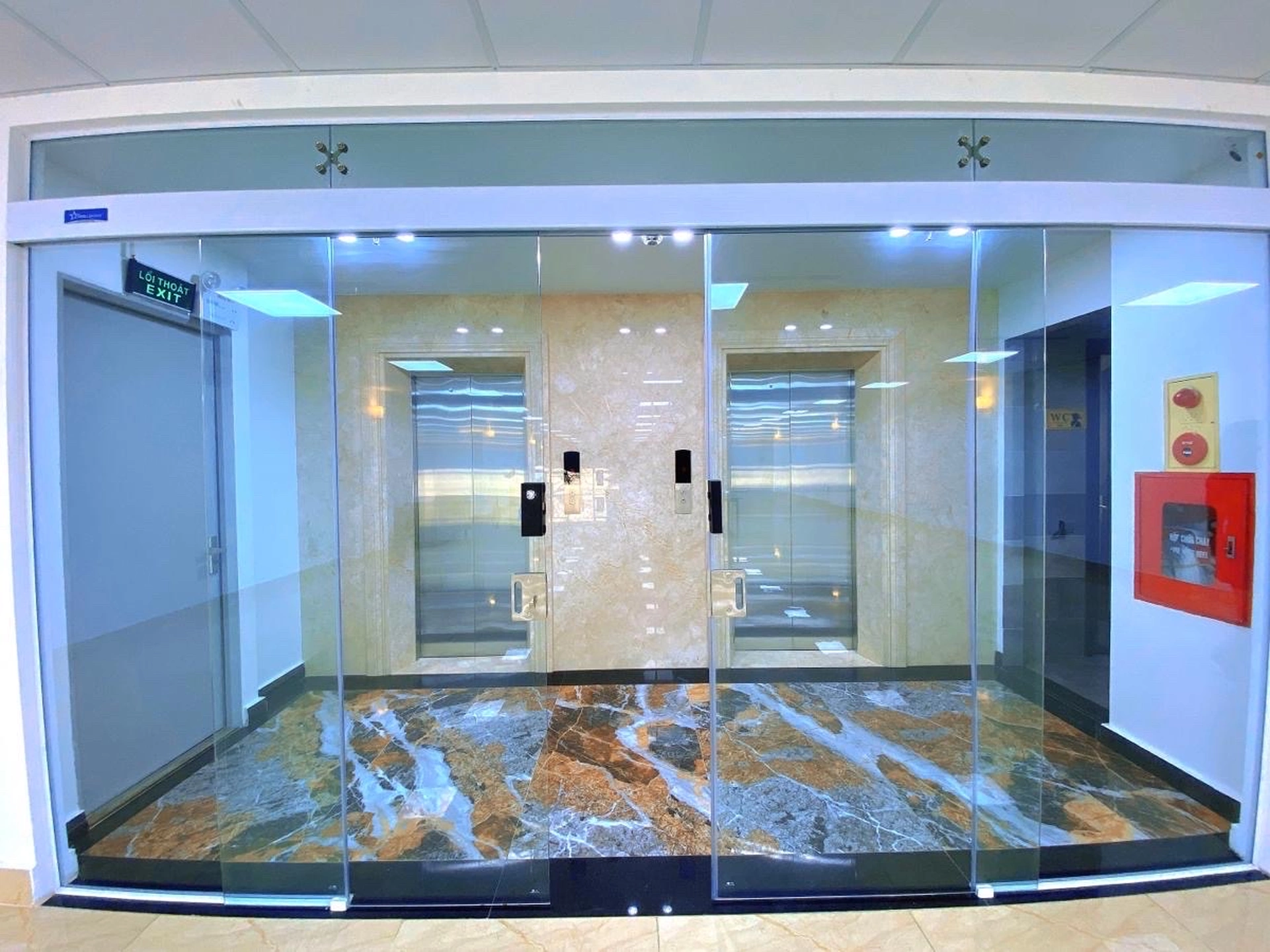 Nhà mặt phố Phùng Chí Kiên, P. Nghĩa Đô, Q. Cầu Giấy, TP. Hà Nội