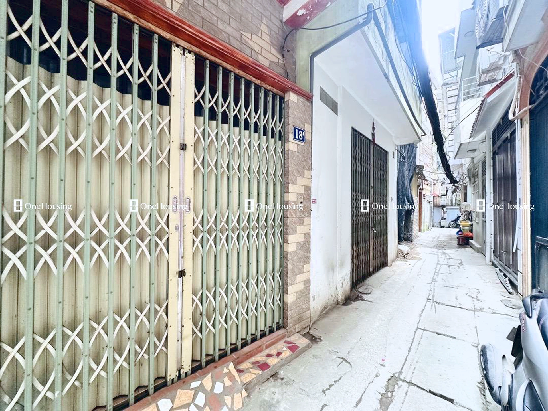 Nhà mặt ngõ cách Hoàng Hoa Thám 80m, P. Đội Cấn, Q. Ba Đình, TP. Hà Nội