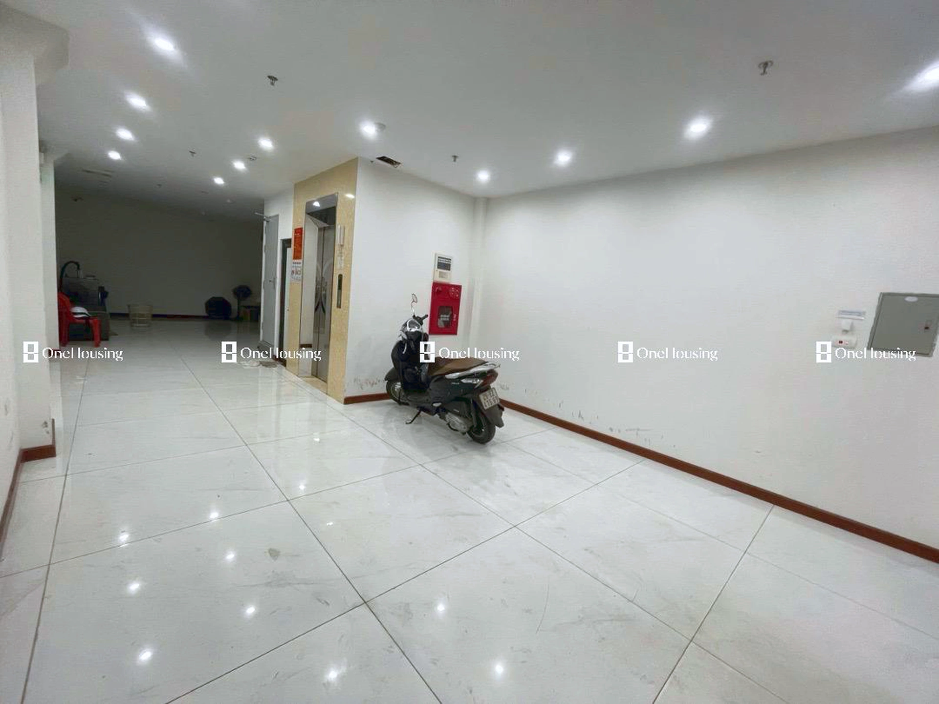 Nhà mặt ngõ cách Lạc Long Quân 10m, P. Xuân La, Q. Tây Hồ, TP. Hà Nội