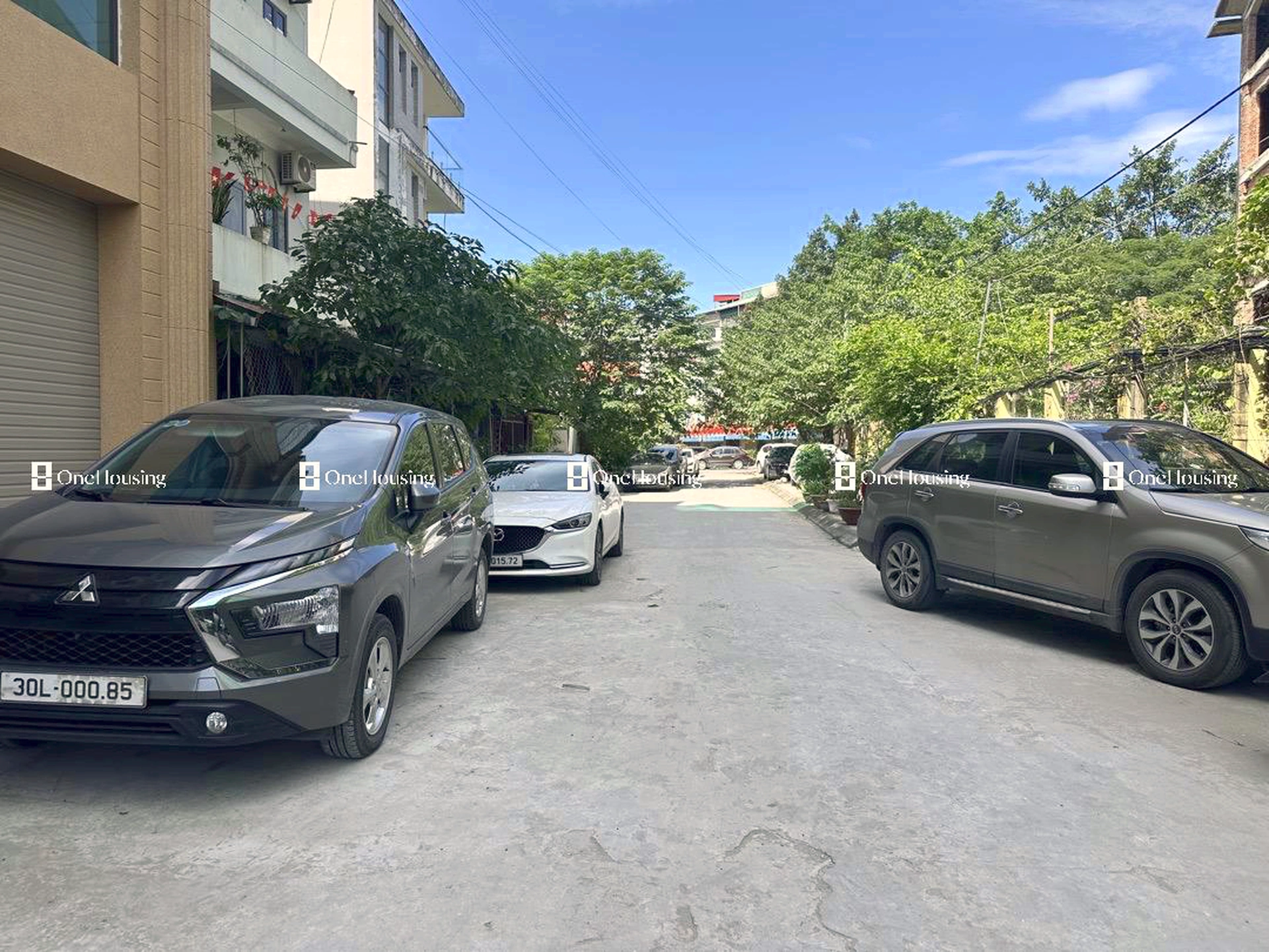 Nhà mặt ngõ cách Đê Sông Hồng (đường gom chân đê) 150m, P. Ngọc Thụy, Q. Long Biên, TP. Hà Nội