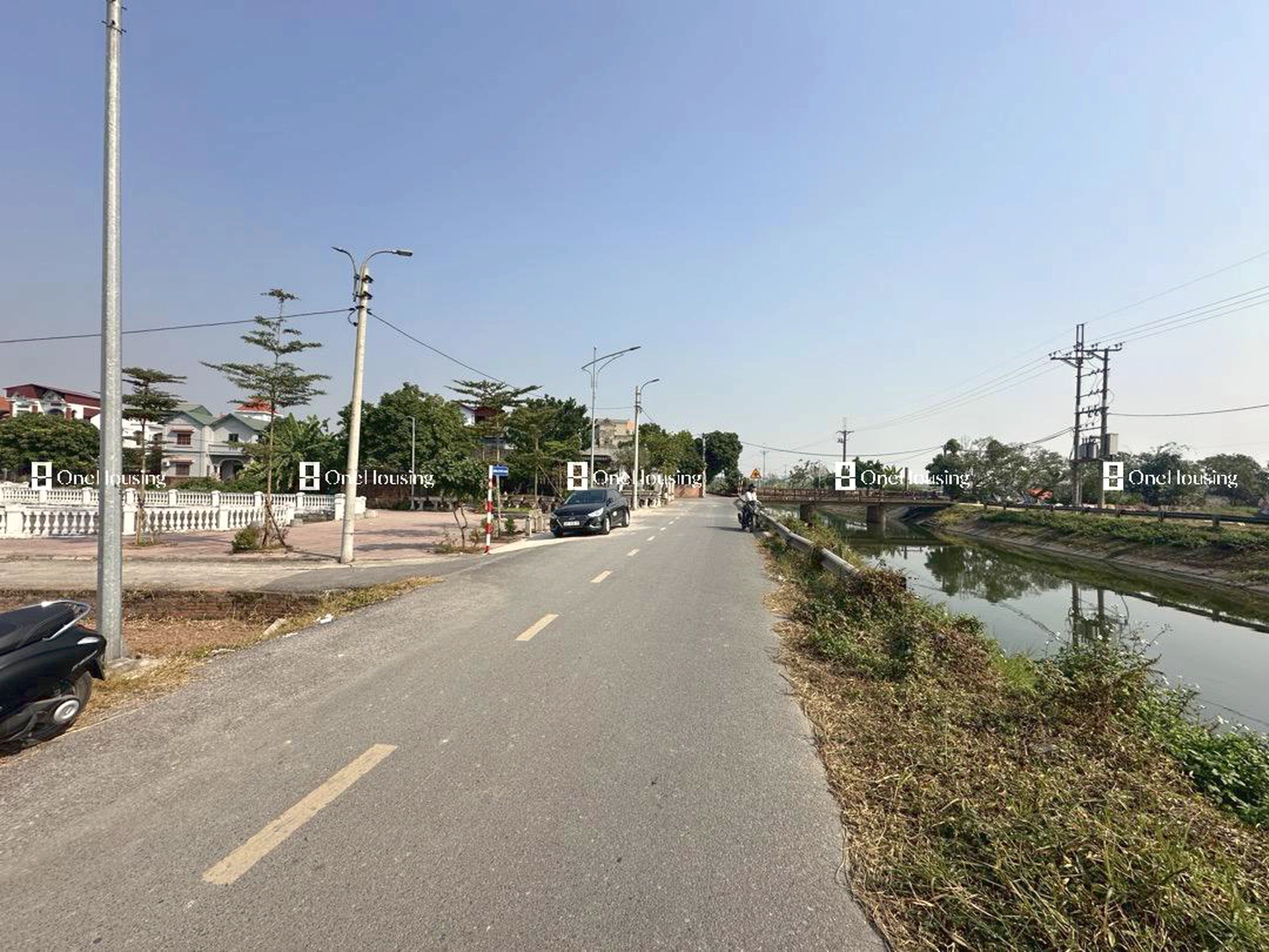 Đất nền cách Dương Đức Hiền 100m, X. Dương Quang, H. Gia Lâm, TP. Hà Nội