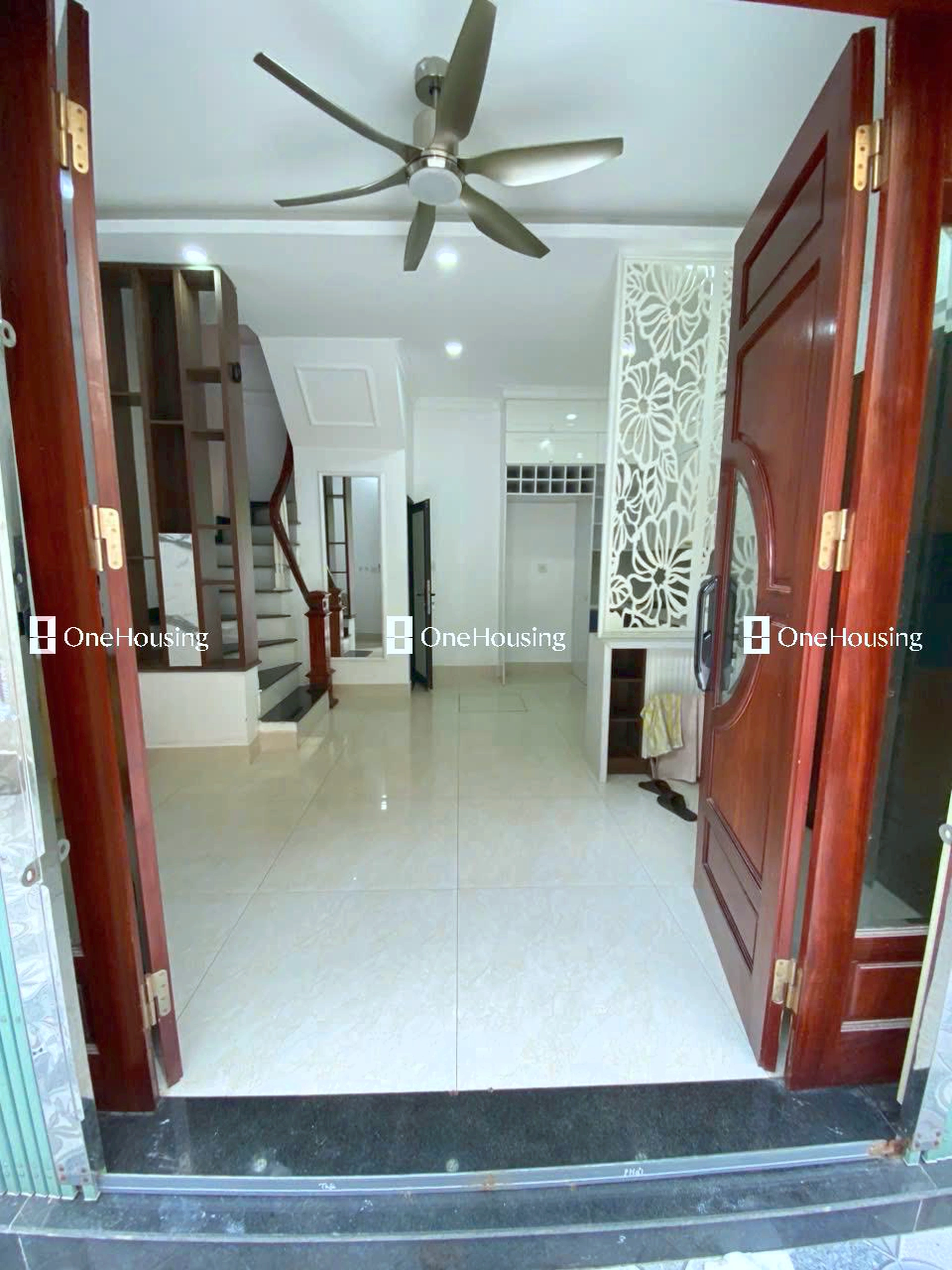 Nhà mặt ngõ cách Lạc Long Quân 60m, P. Xuân La, Q. Tây Hồ, TP. Hà Nội