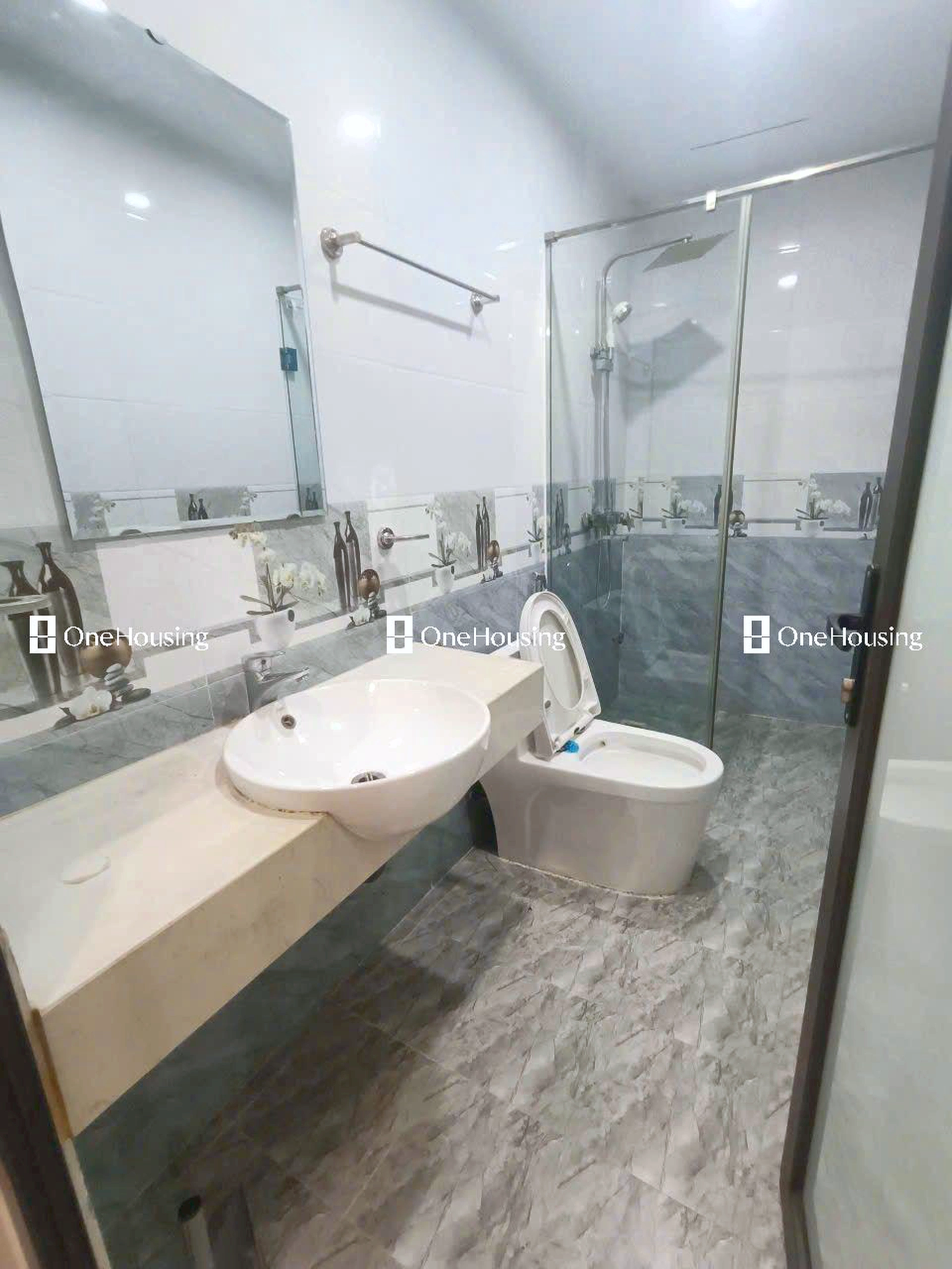 Nhà mặt ngõ cách Bát Khối 50m, P. Thạch Bàn, Q. Long Biên, TP. Hà Nội