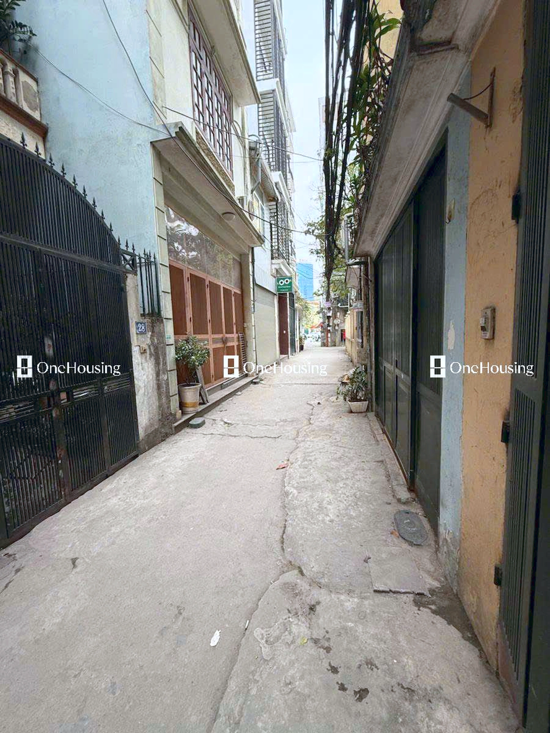 Nhà mặt ngõ cách Pháo Đài Láng 100m, P. Láng Thượng, Q. Đống Đa, TP. Hà Nội